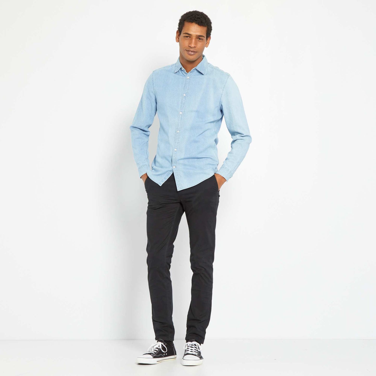 Pantalon chino slim noir