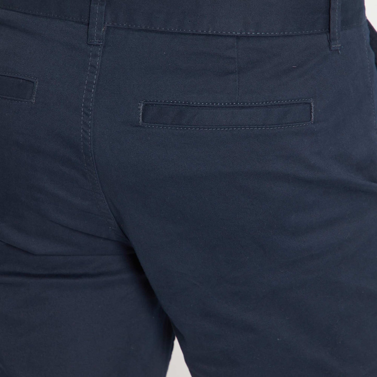 Pantalon chino slim bleu marine