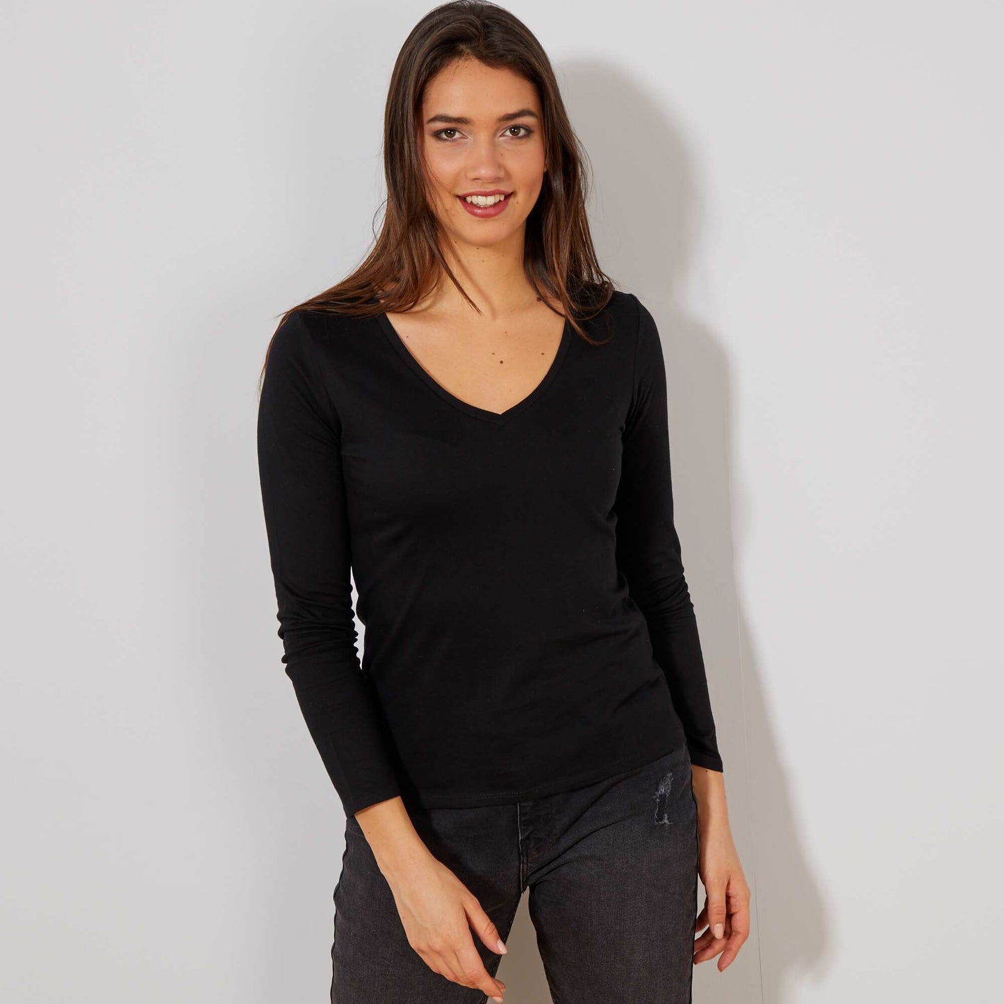 T-shirt col V noir