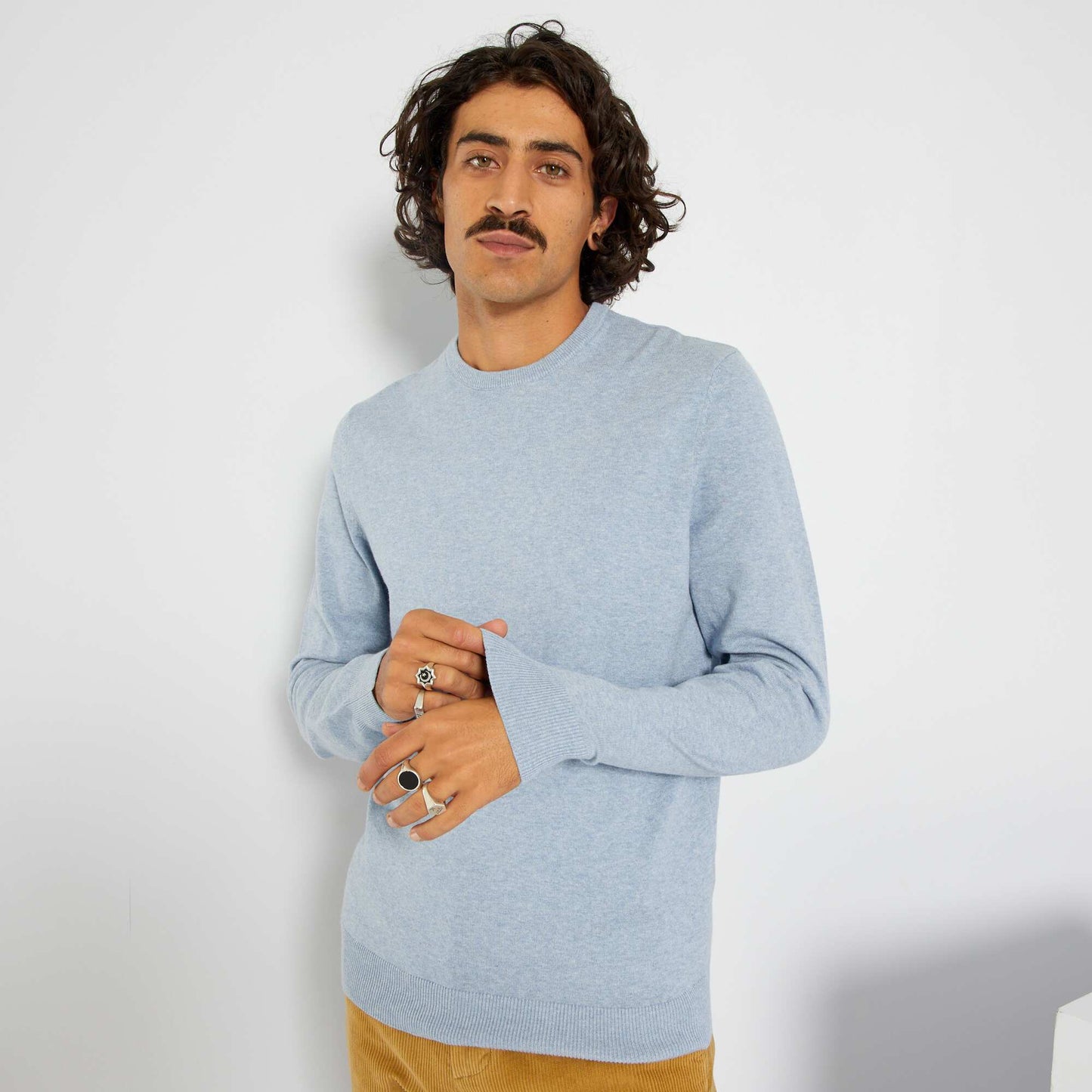 Pull uni col rond Bleu