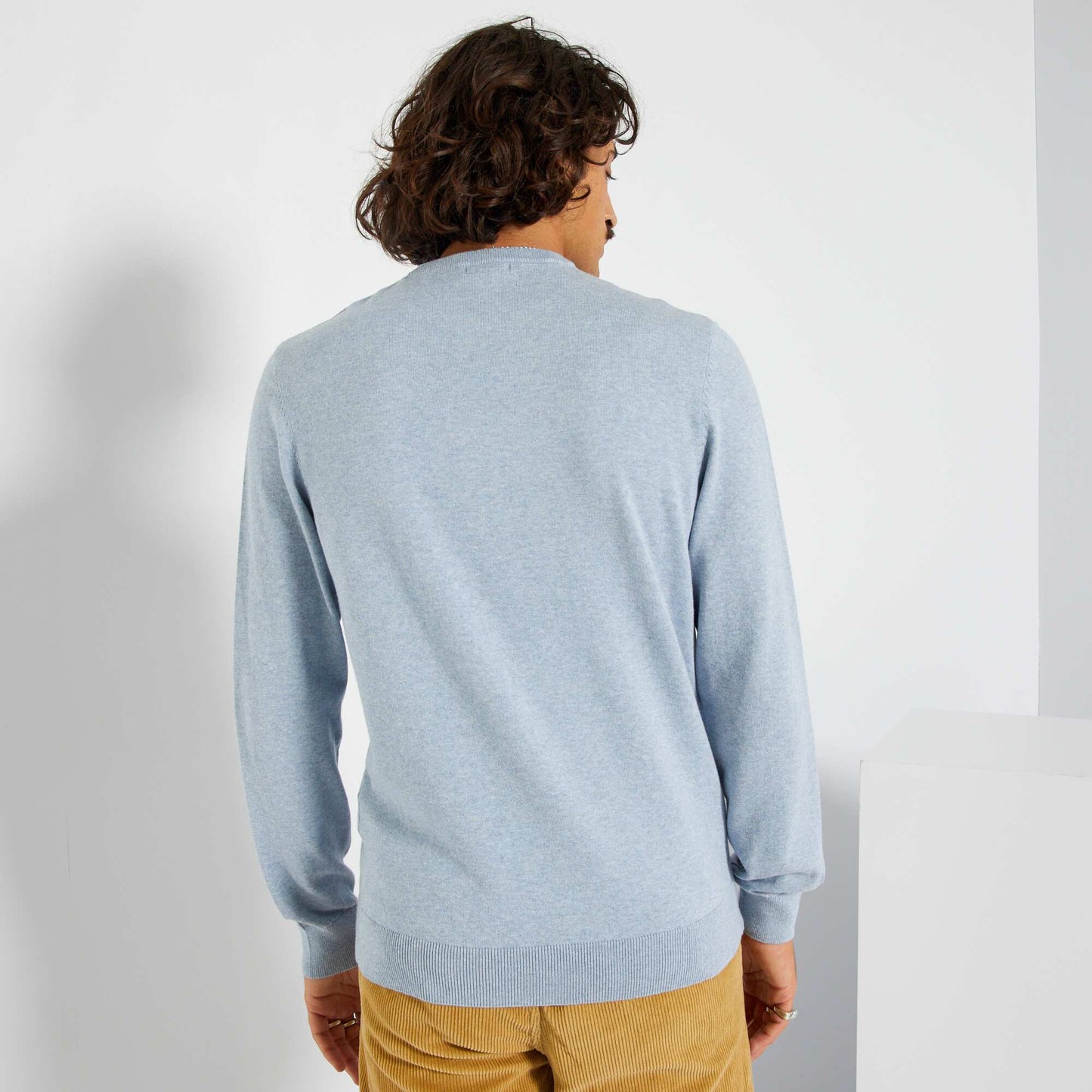 Pull uni col rond Bleu