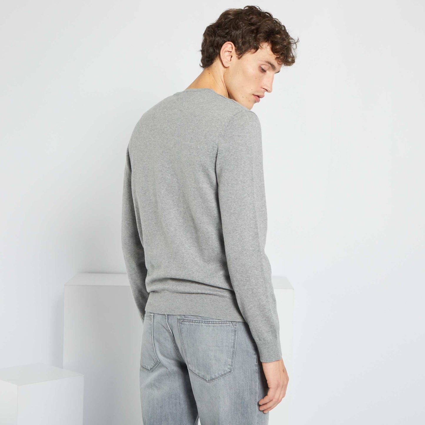 Pull basique en maille unie Gris