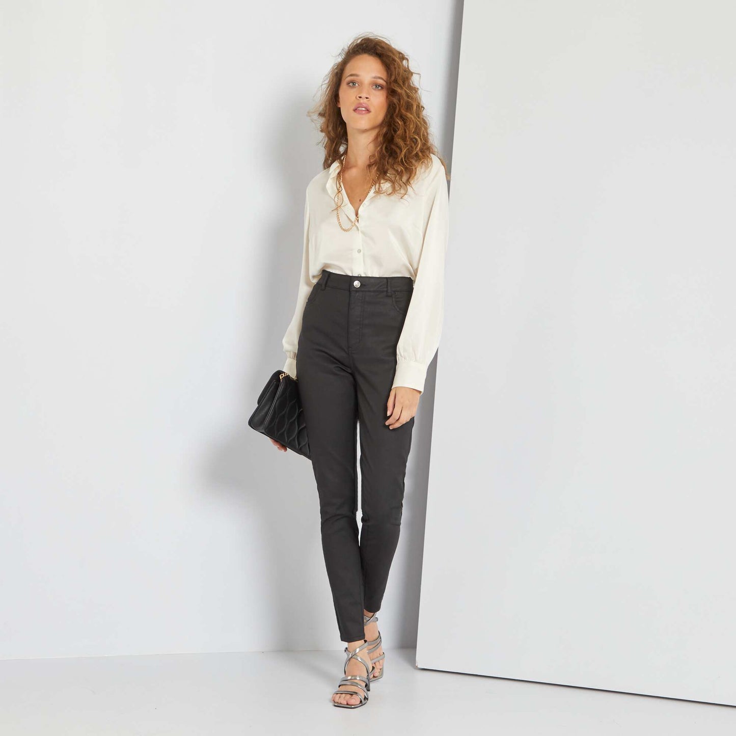 Jean skinny enduit taille haute noir