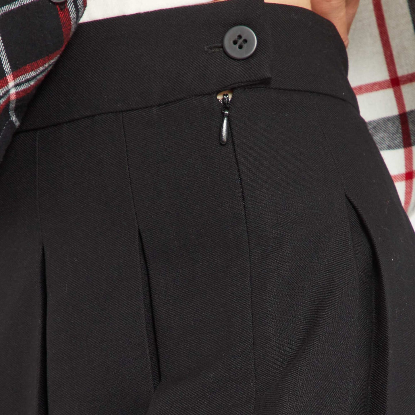 Jupe courte pliss e noir