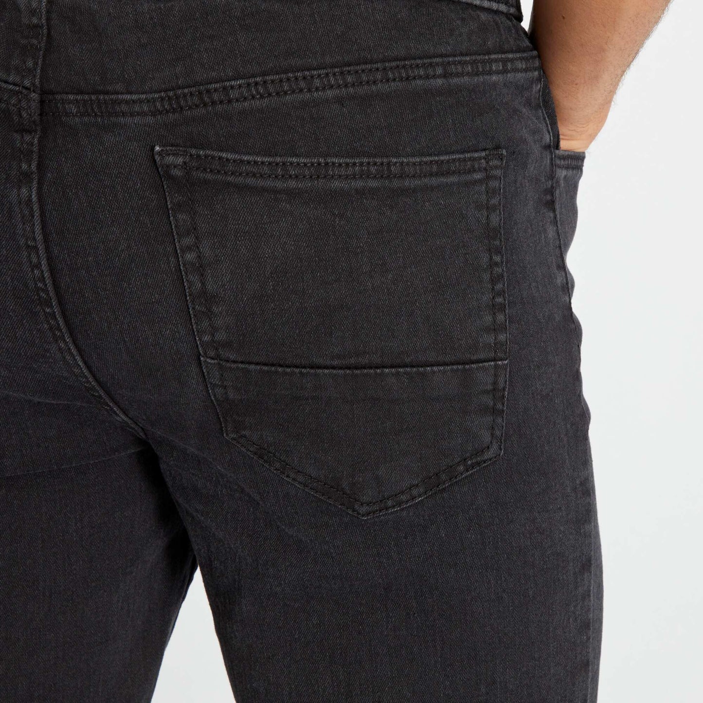 Jean Jogger taille lastiqu e Gris noir