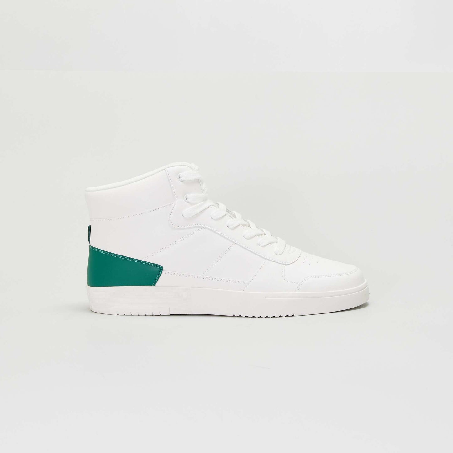 Baskets montantes bicolores blanc