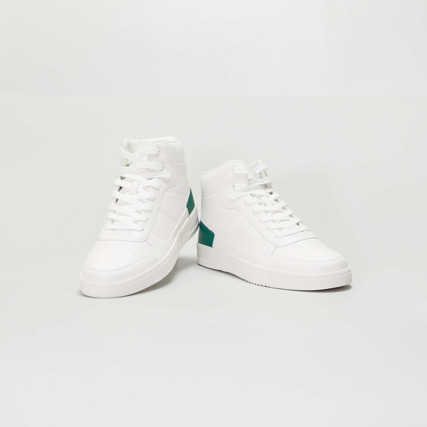 Baskets montantes bicolores blanc