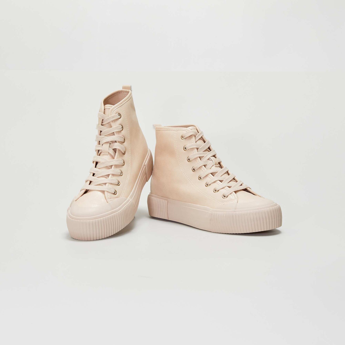 Baskets montantes semelles paisses Beige