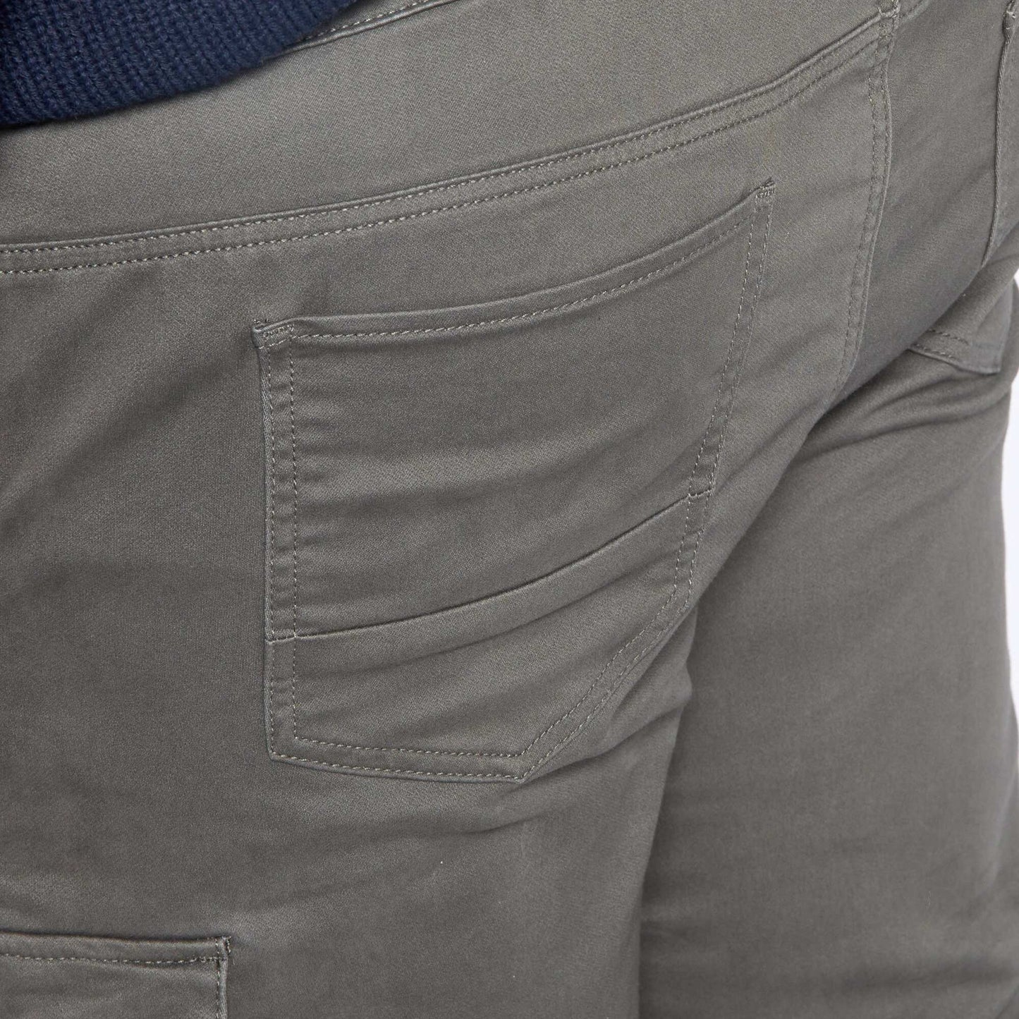 Jogpant avec poches rabat Kaki