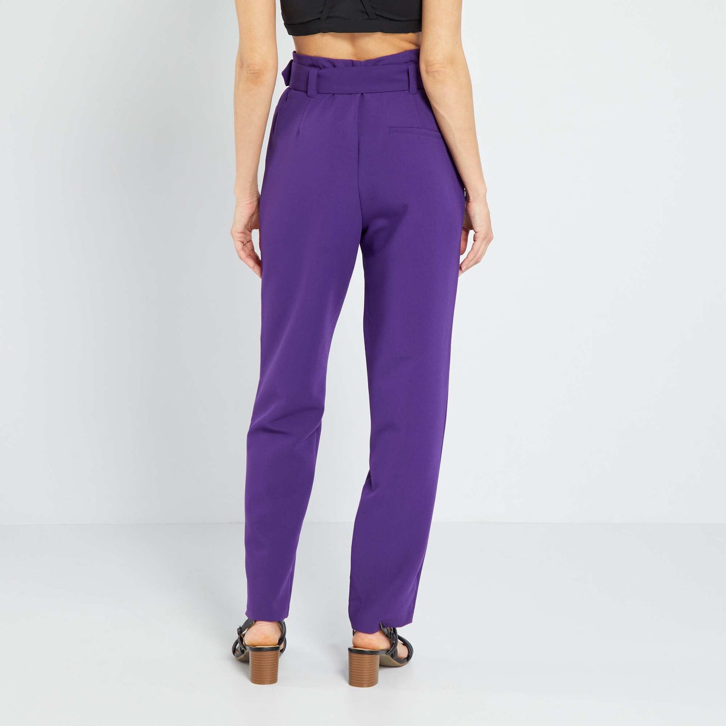 Pantalon carotte avec ceinture Violet