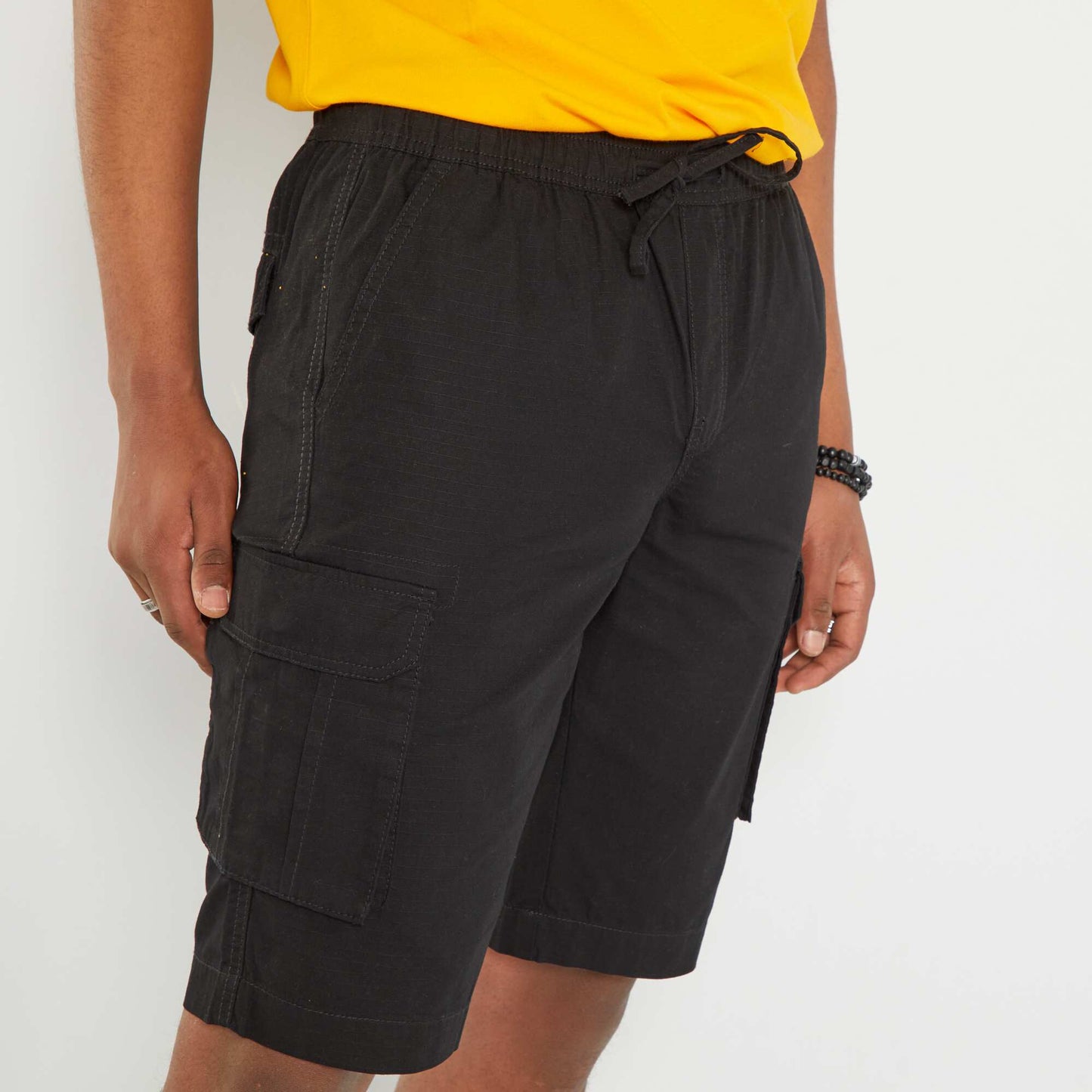 Bermuda avec poches cargo noir