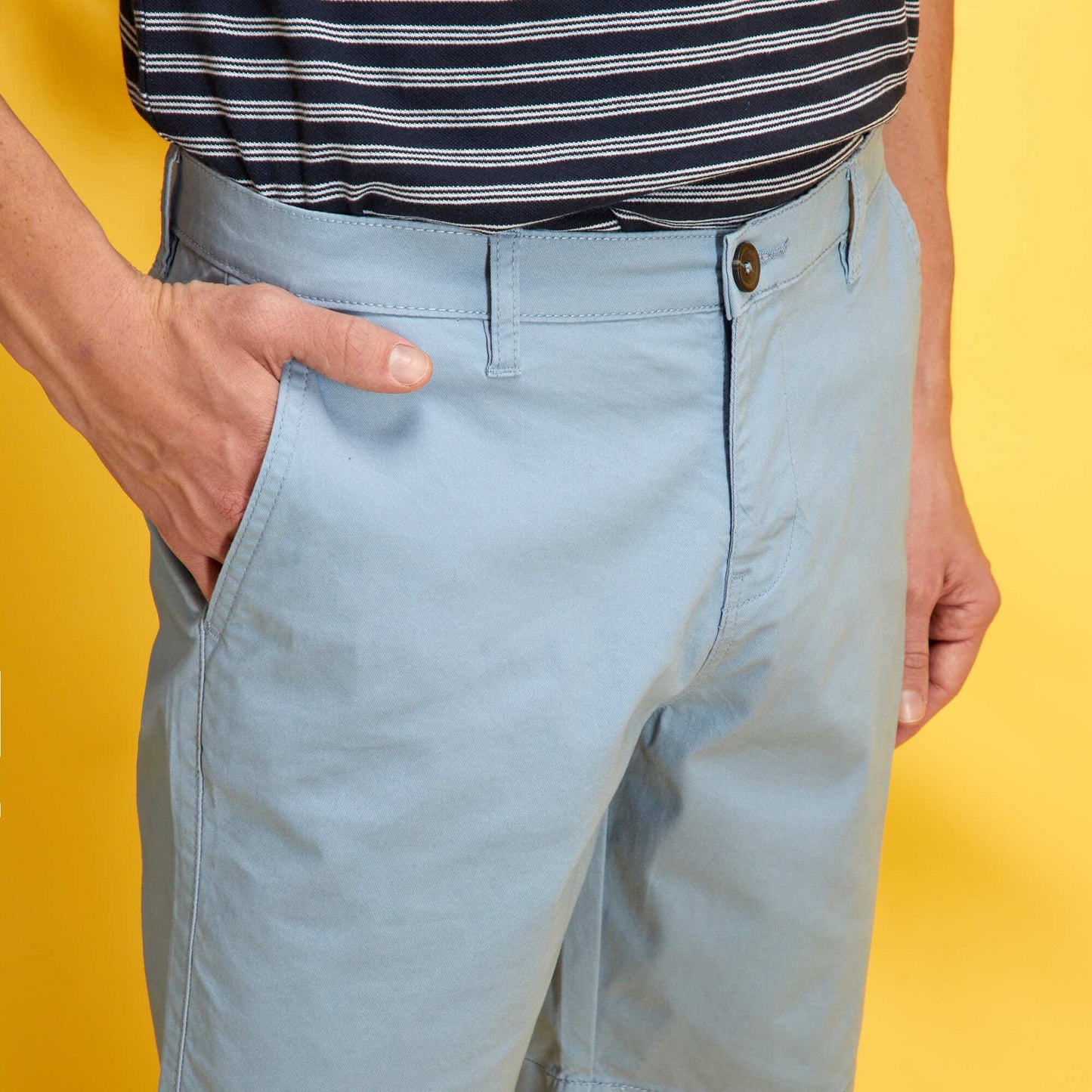 Bermuda chino uni gris bleu