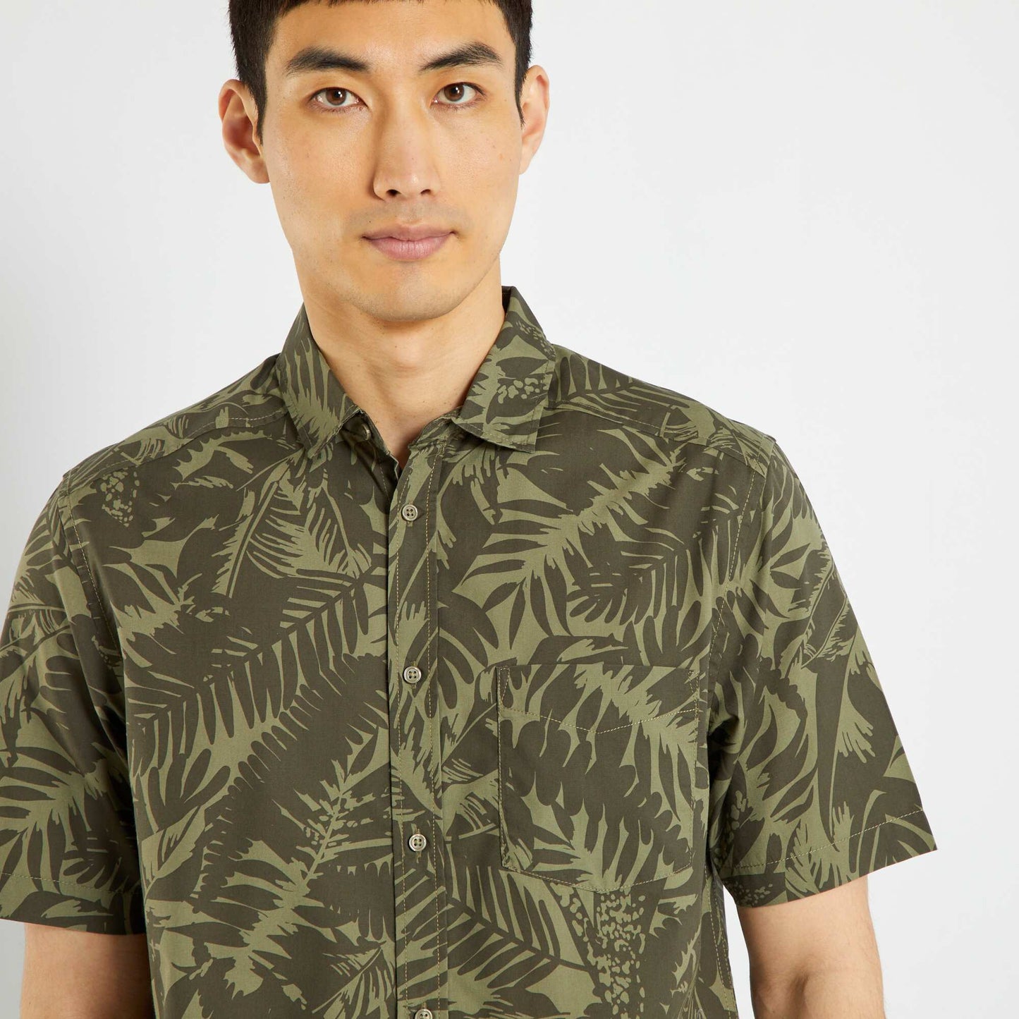 Chemise fleurs manches courtes Kaki