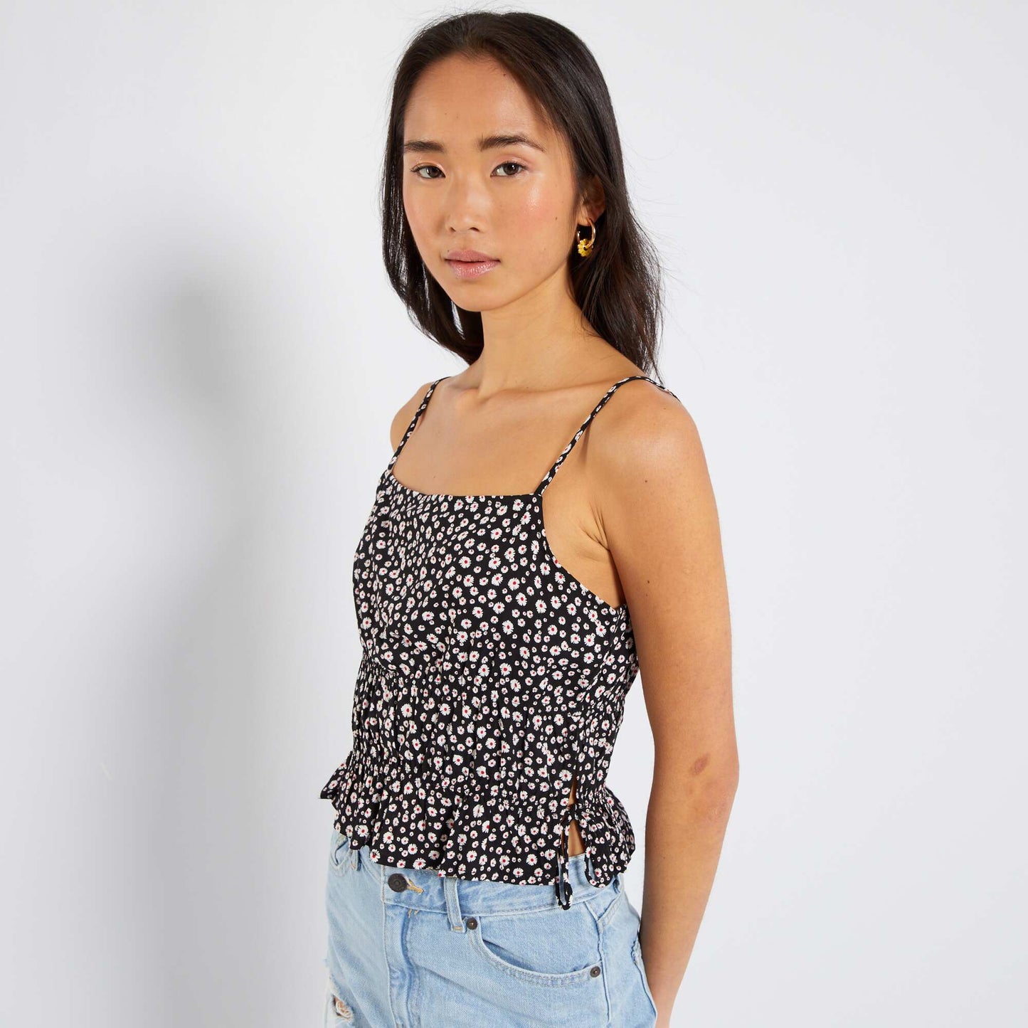 Top fleuri fines bretelles Noir