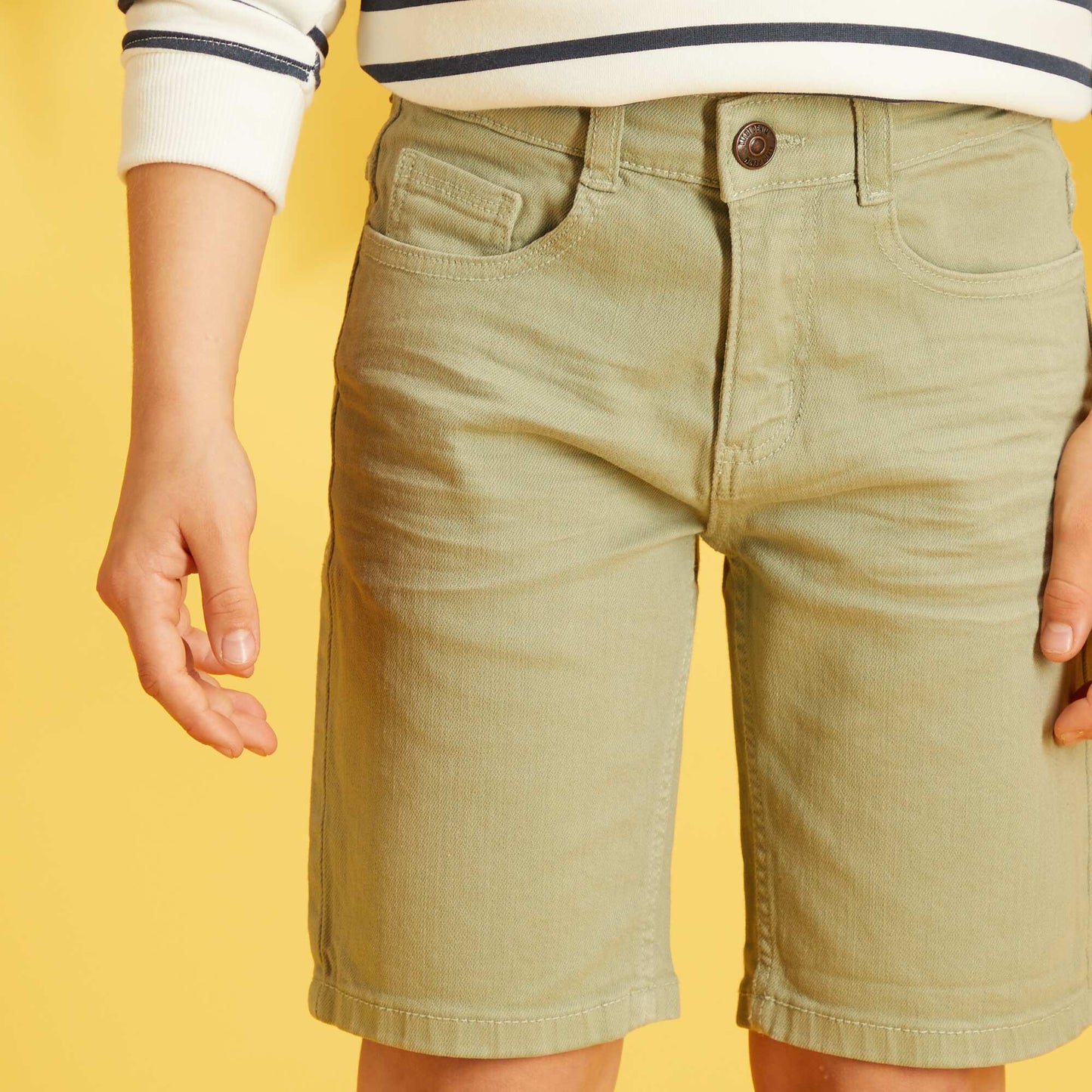 Bermuda slim en twill vert gris