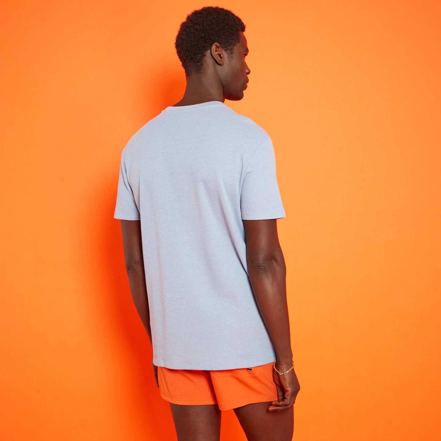 T-shirt uni en nid d'abeilles bleu denim