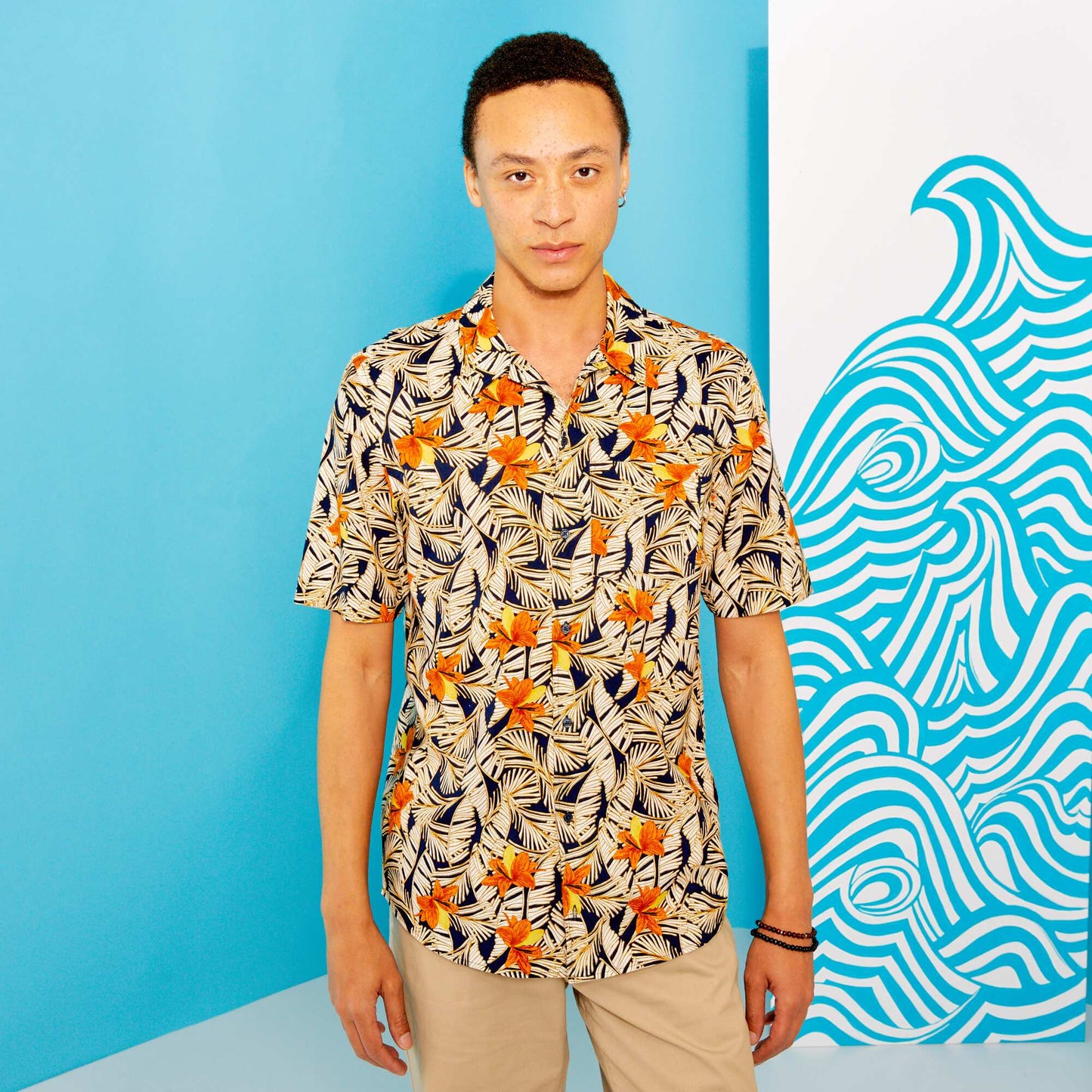 Chemise fleurs fluide et l g re Bleu marine/orange