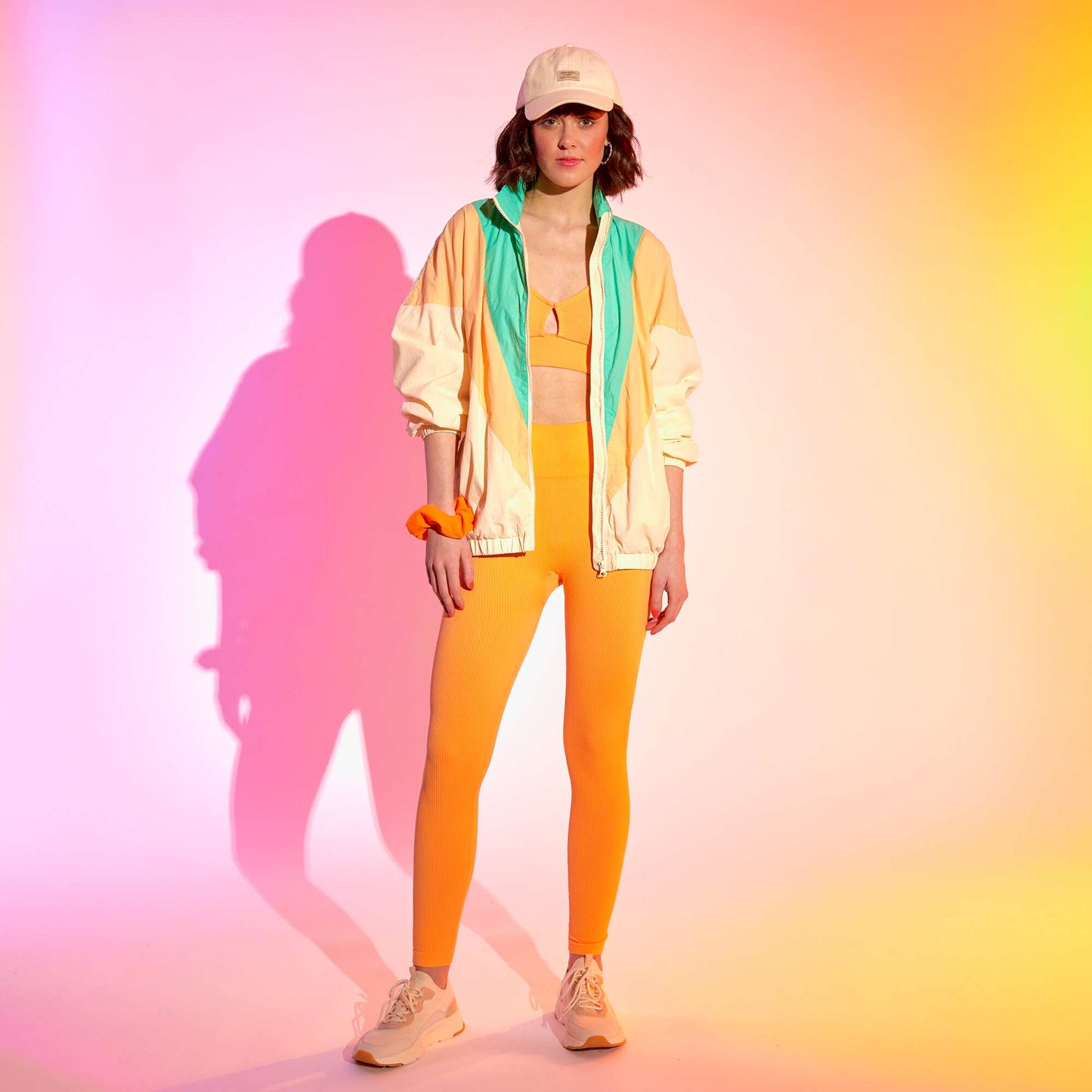 Legging de sport en maille c tel e orange abricot