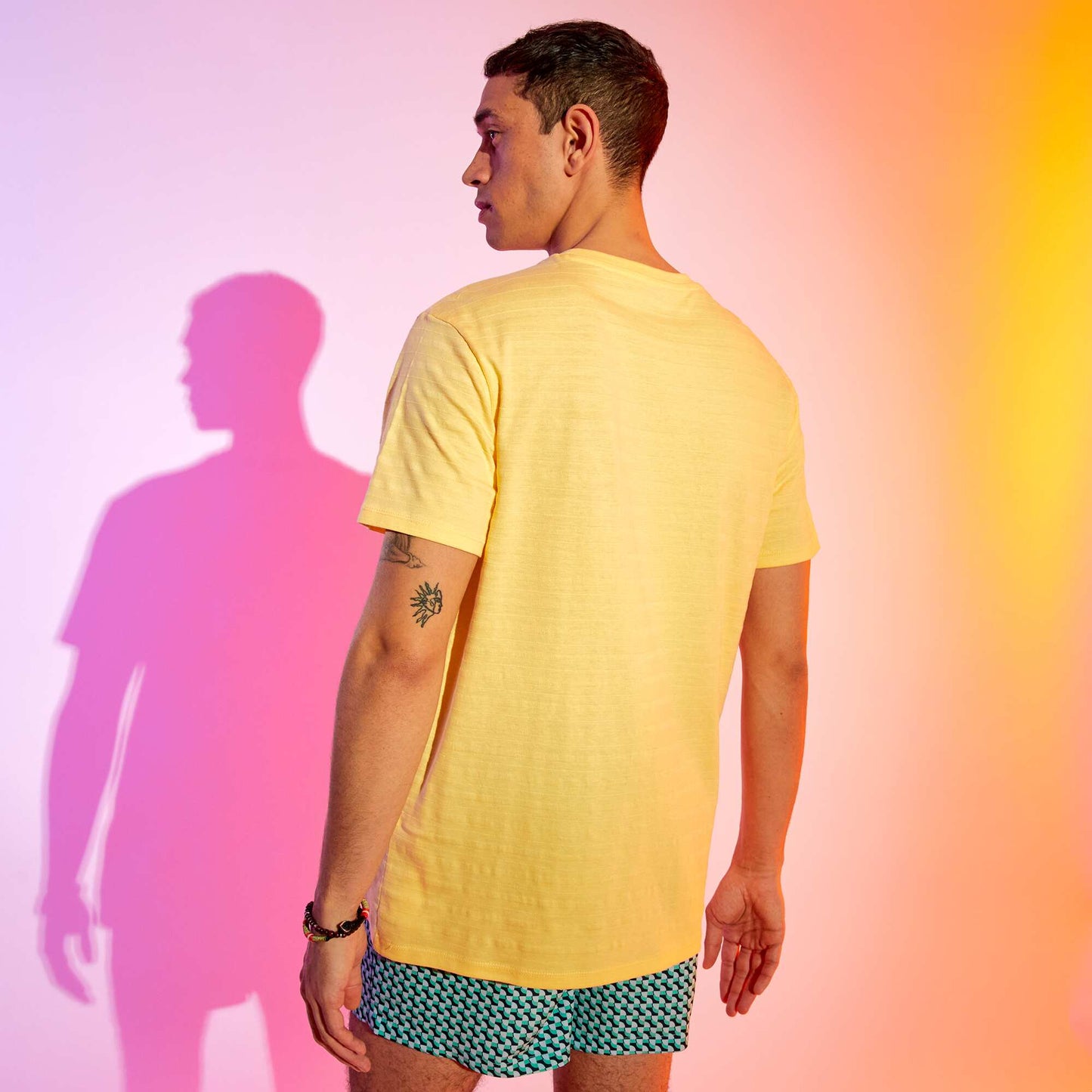 T-shirt col rond uni jaune