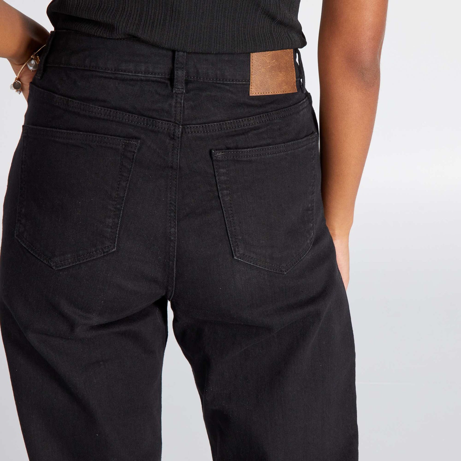 Jean regular taille haute - L28 NOIR