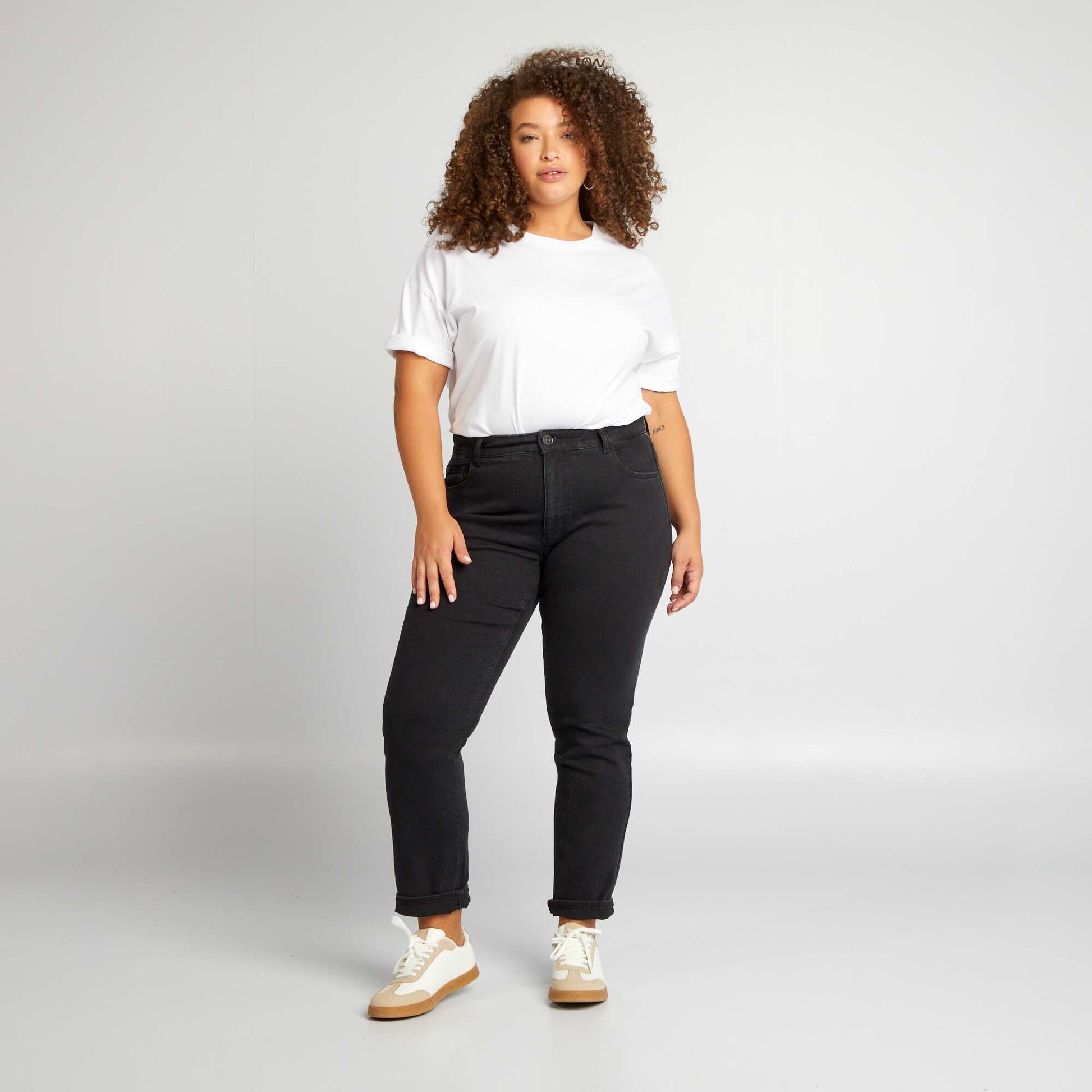 Jean regular L28 NOIR