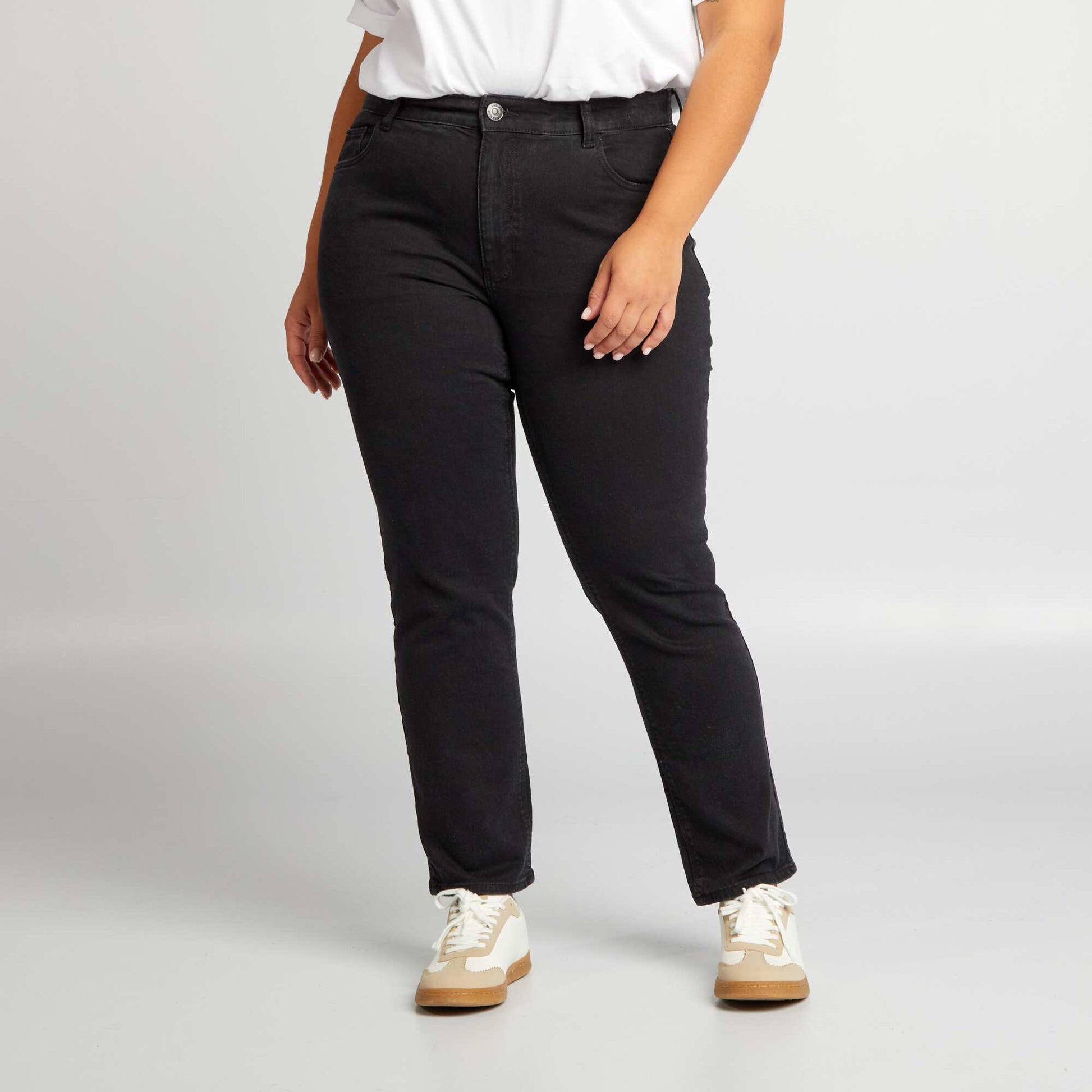 Jean regular L28 NOIR