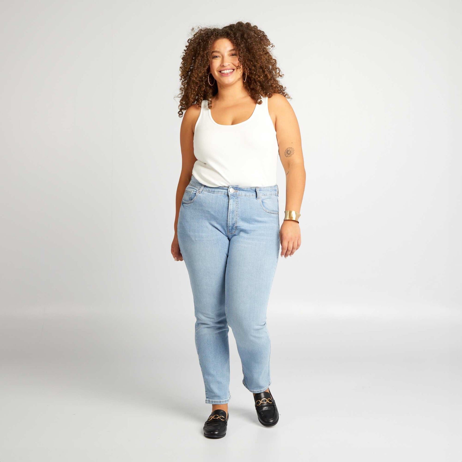 Jean regular L28 TRIPLE STONE