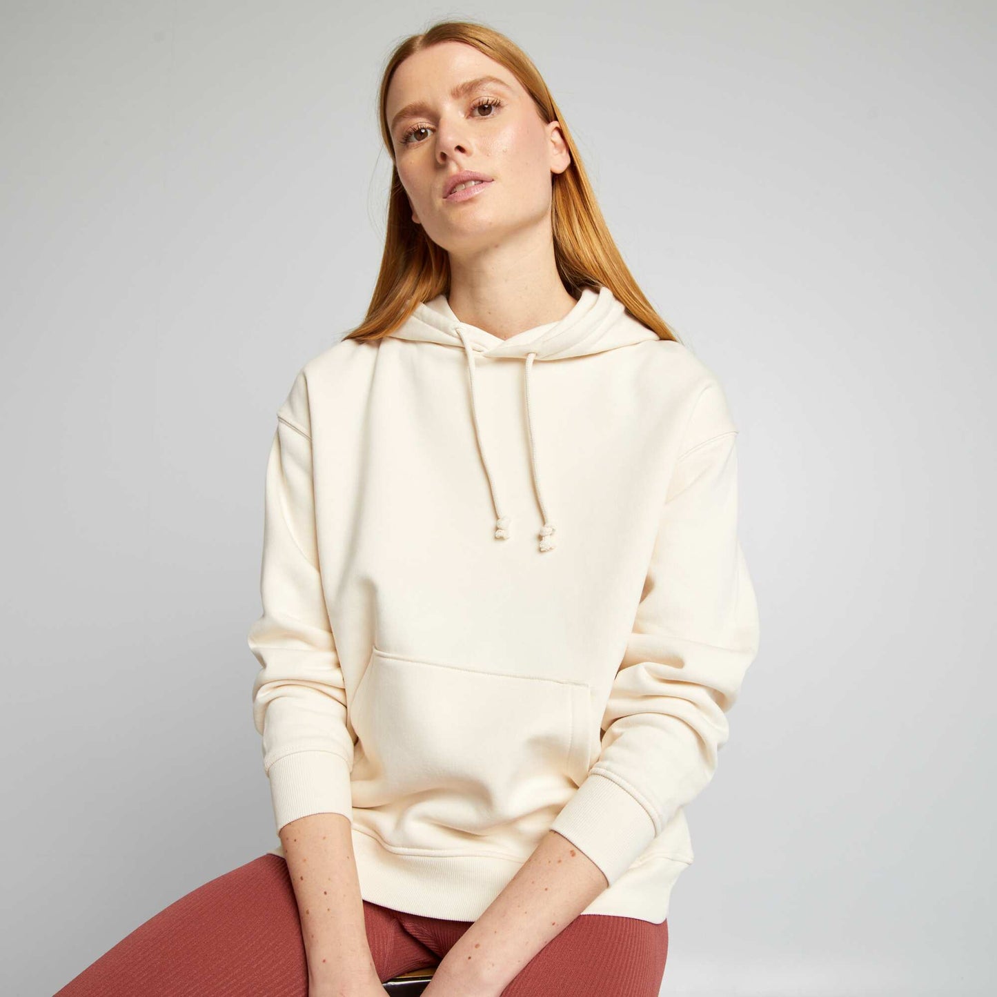Sweat capuche en molleton uni Cr me