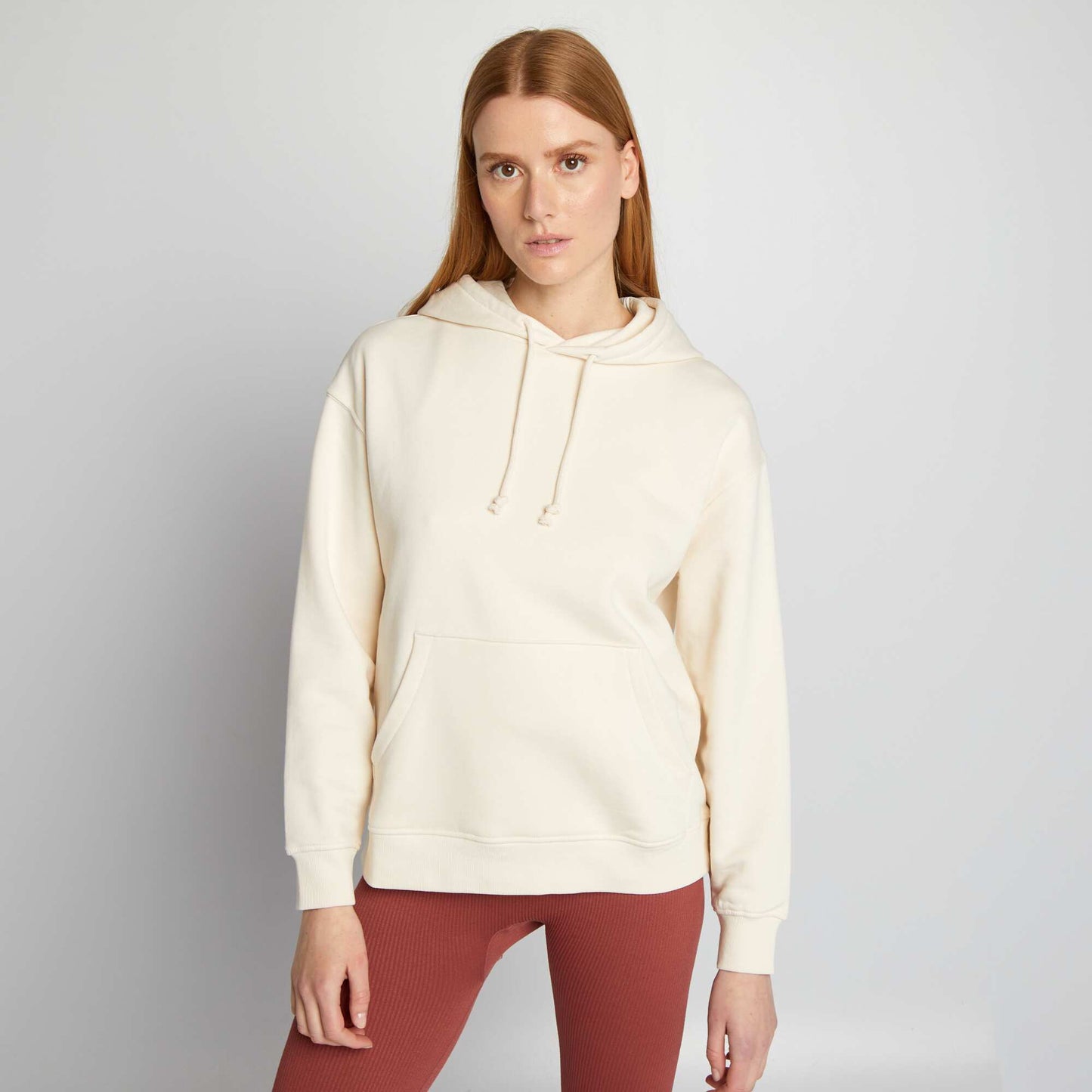Sweat capuche en molleton uni Cr me