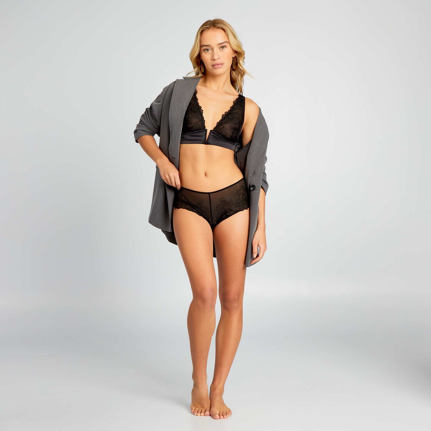 Soutien-gorge triangle tulle et microfibre satin e noir