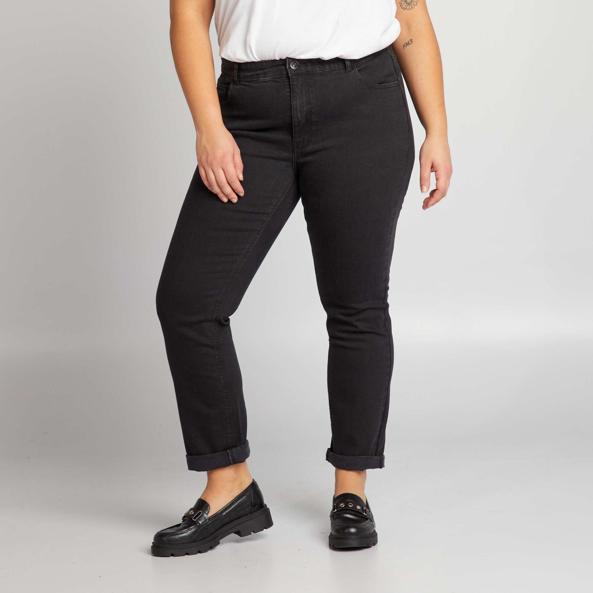 Jean regular 5 poches L30 NOIR