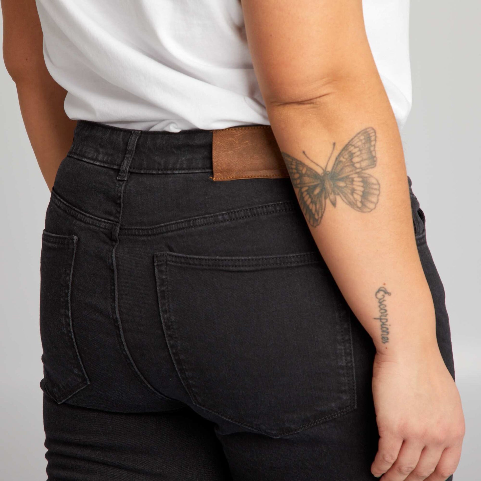 Jean regular 5 poches L30 NOIR