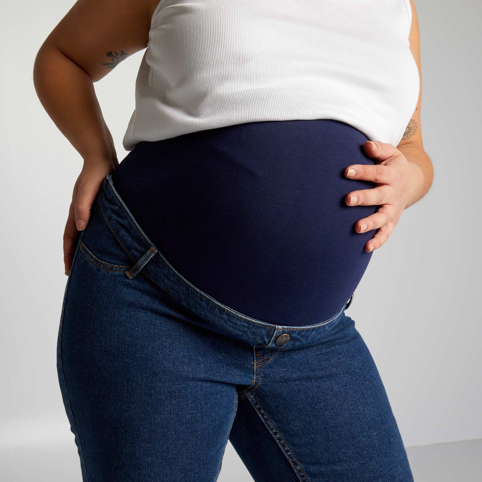 Jean flare de maternité BLEU FONCé