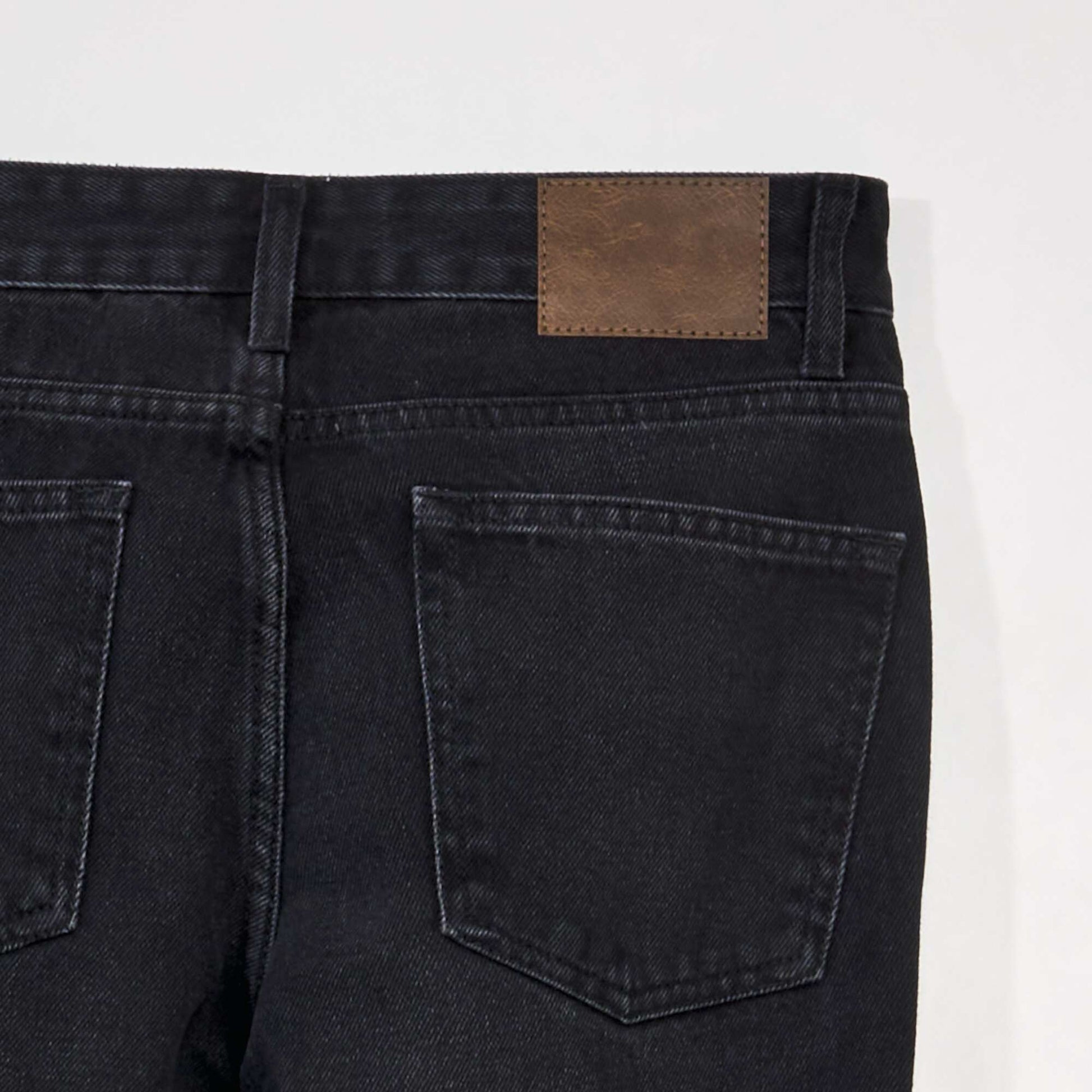 Jean droit à 5 poches - L30 GRIS FONCé