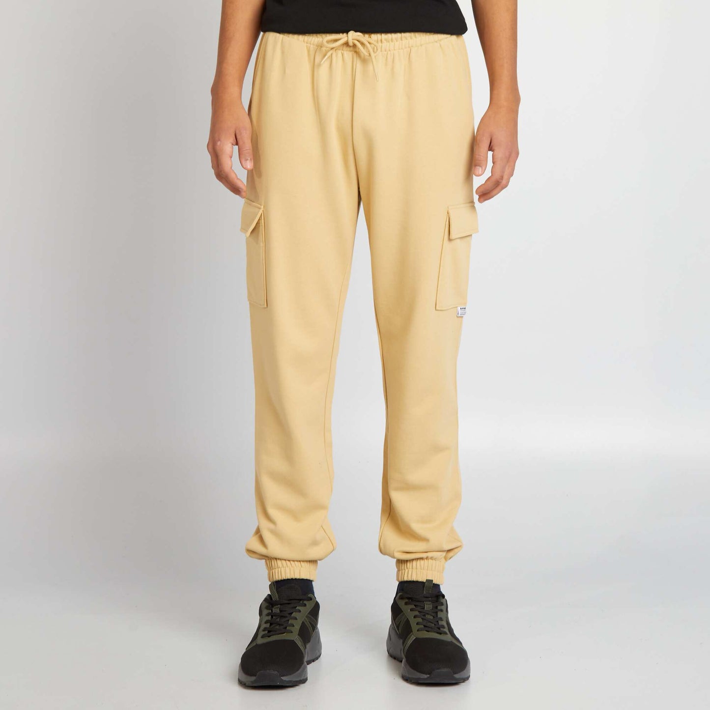 Pantalon de jogging avec poches multipoches Beige