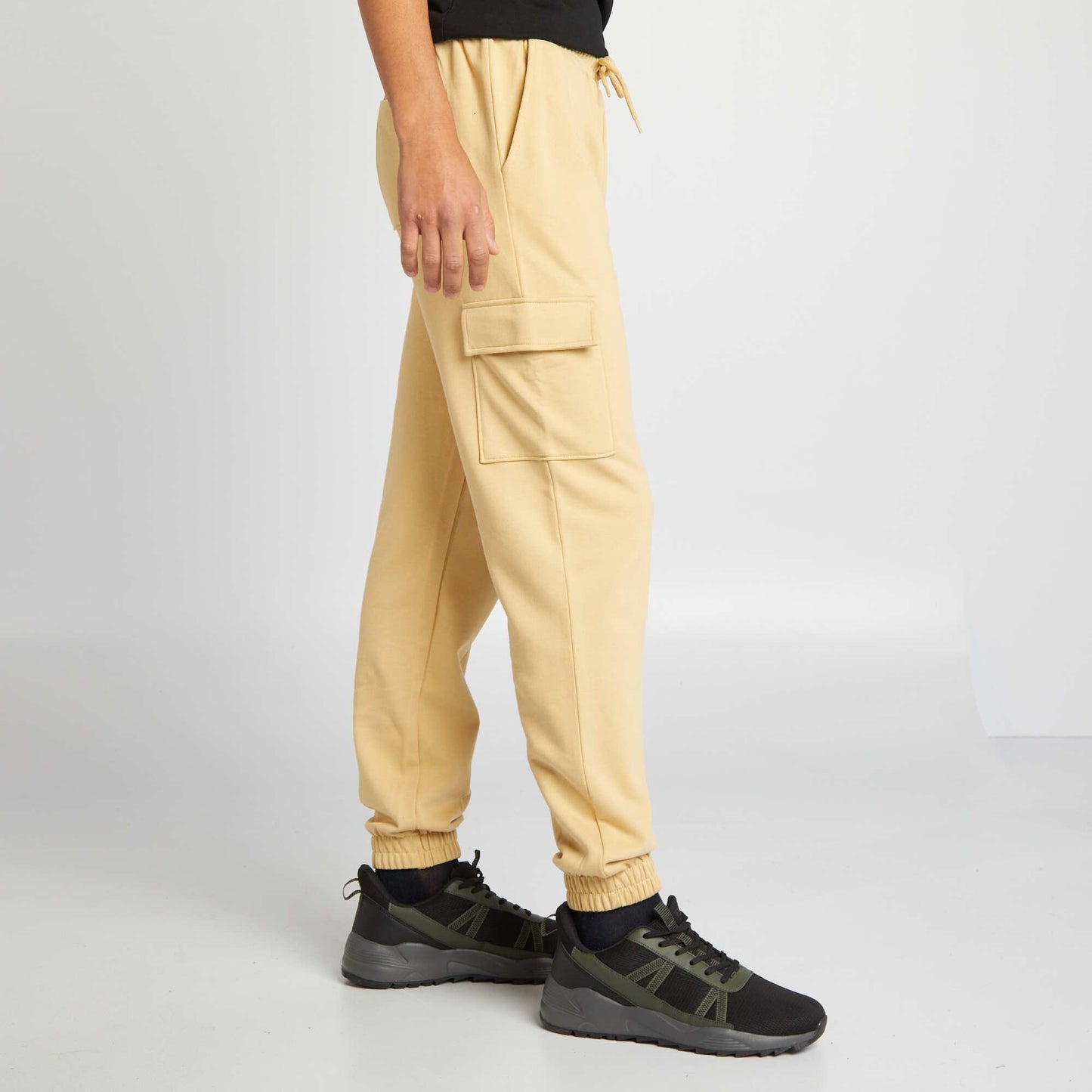 Pantalon de jogging avec poches multipoches Beige