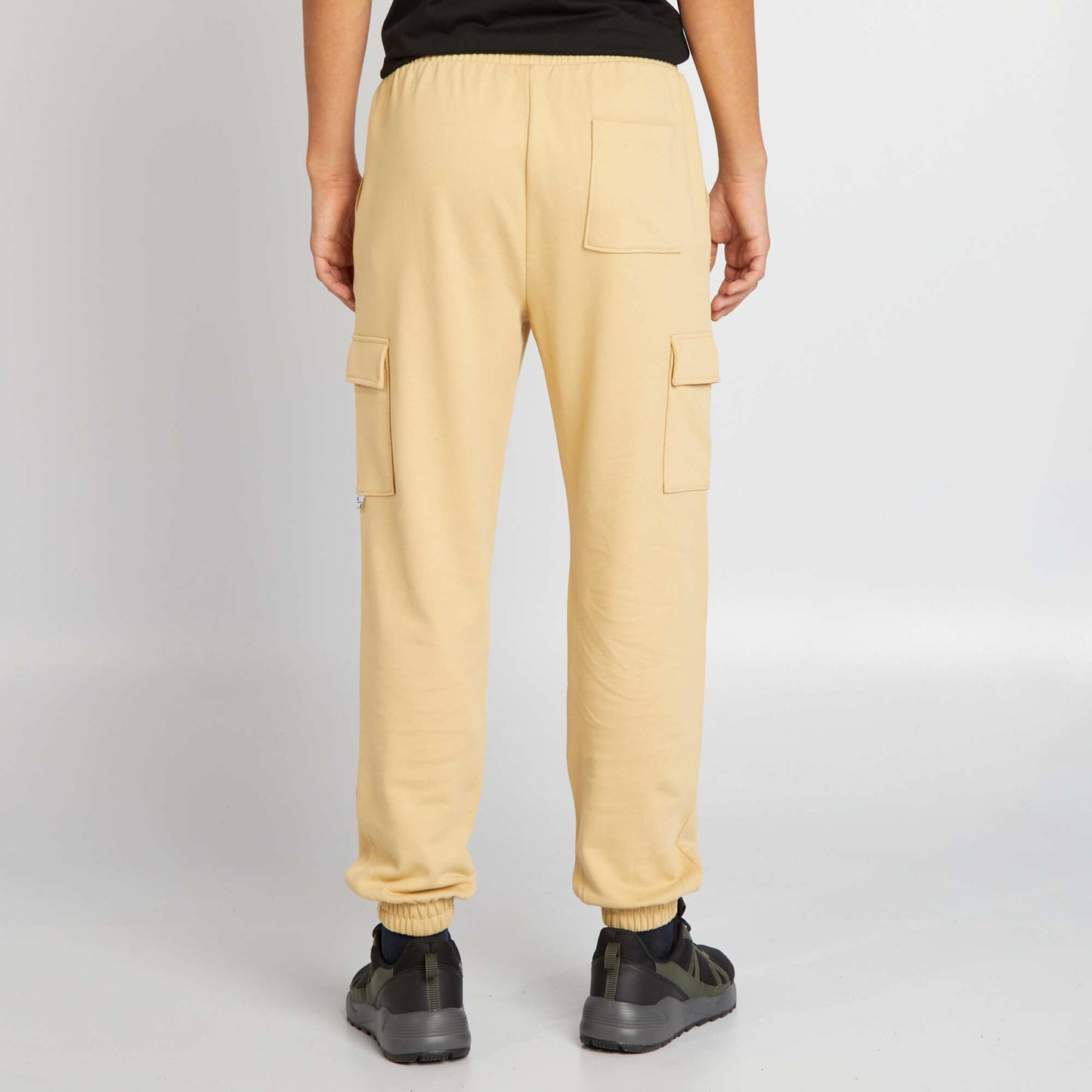 Pantalon de jogging avec poches multipoches Beige