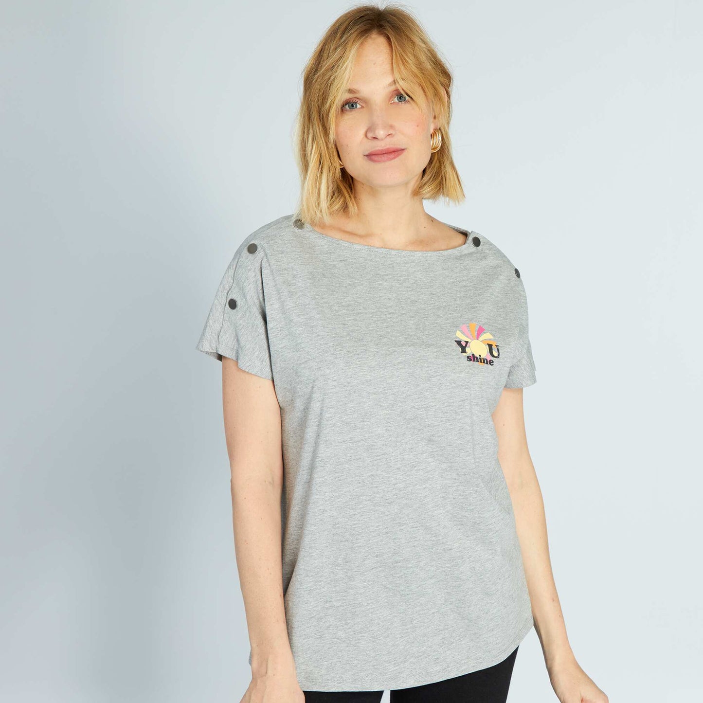 T-shirt d'allaitement avec col boutonné Gris