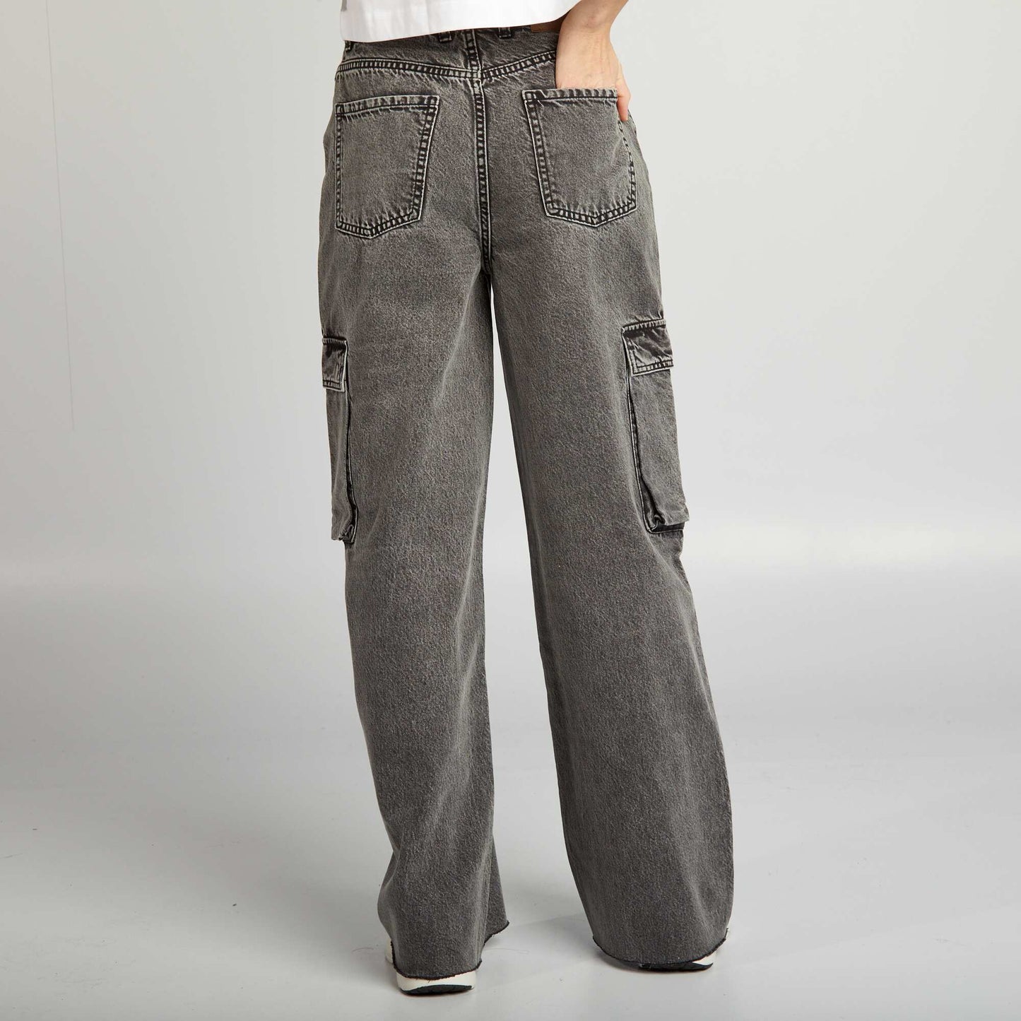 Jean multipoche wide leg Gris