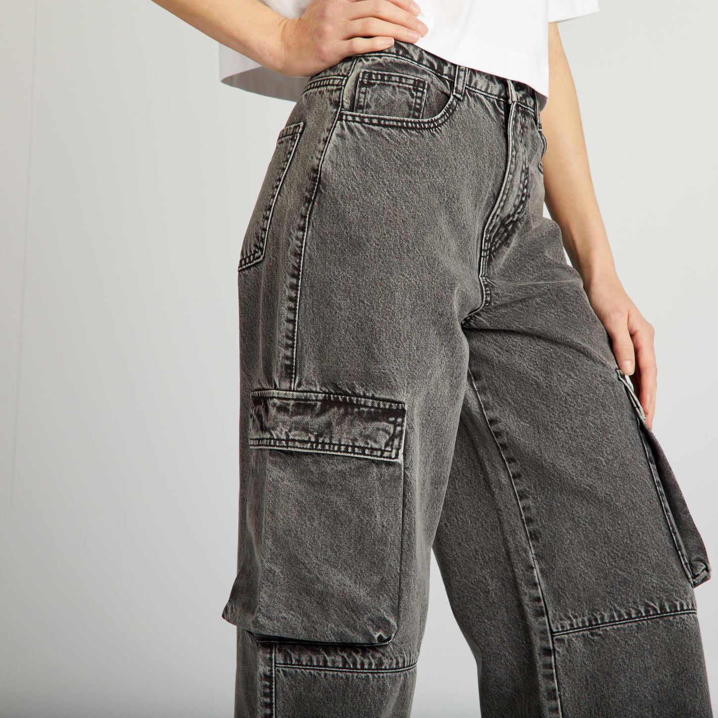 Jean multipoche wide leg Gris