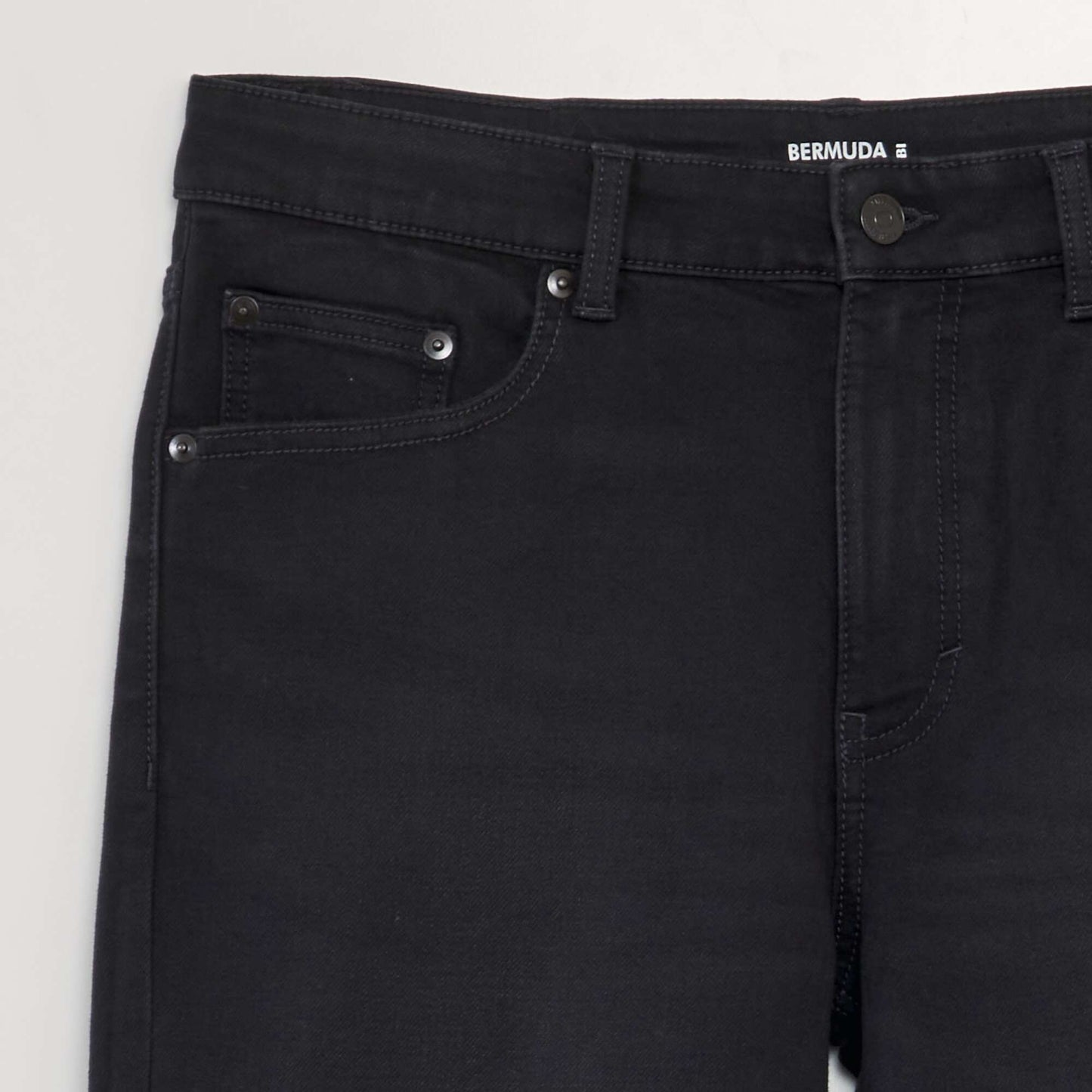 Bermuda slim en jean à 5 poches Noir