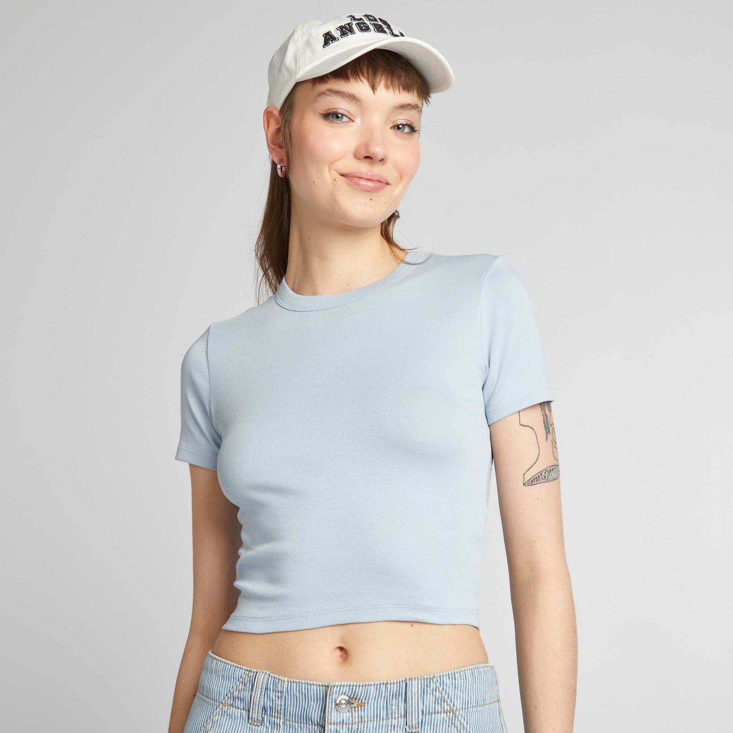 T-shirt cropped manches courtes Bleu ciel