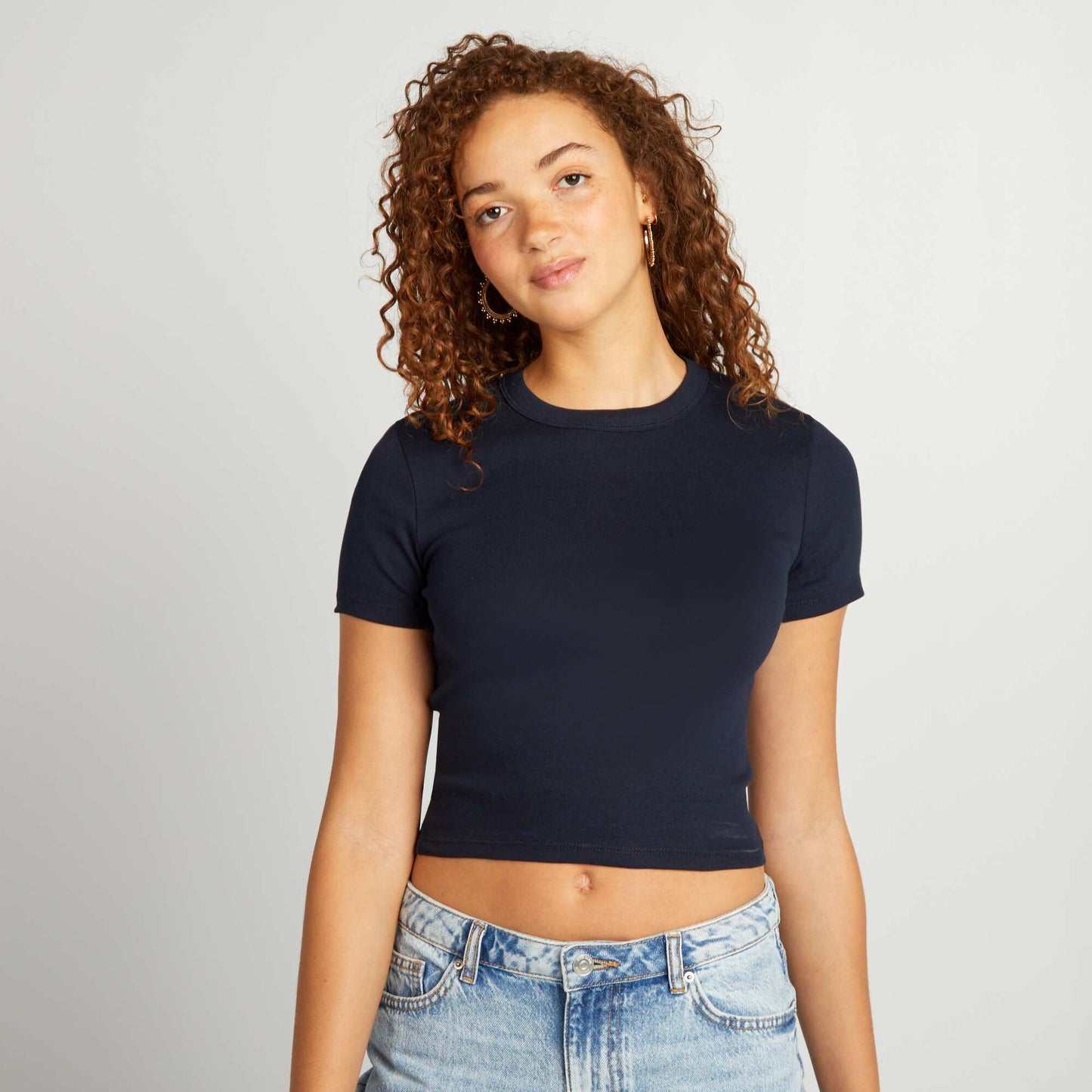 T-shirt cropped manches courtes bleu marine