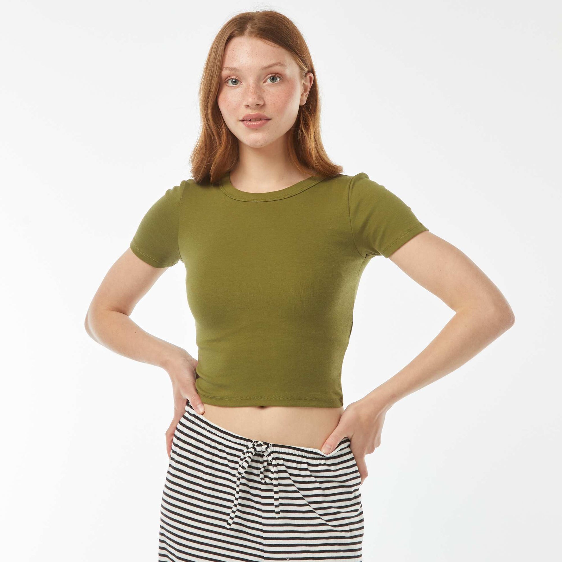 T-shirt cropped manches courtes KAKI