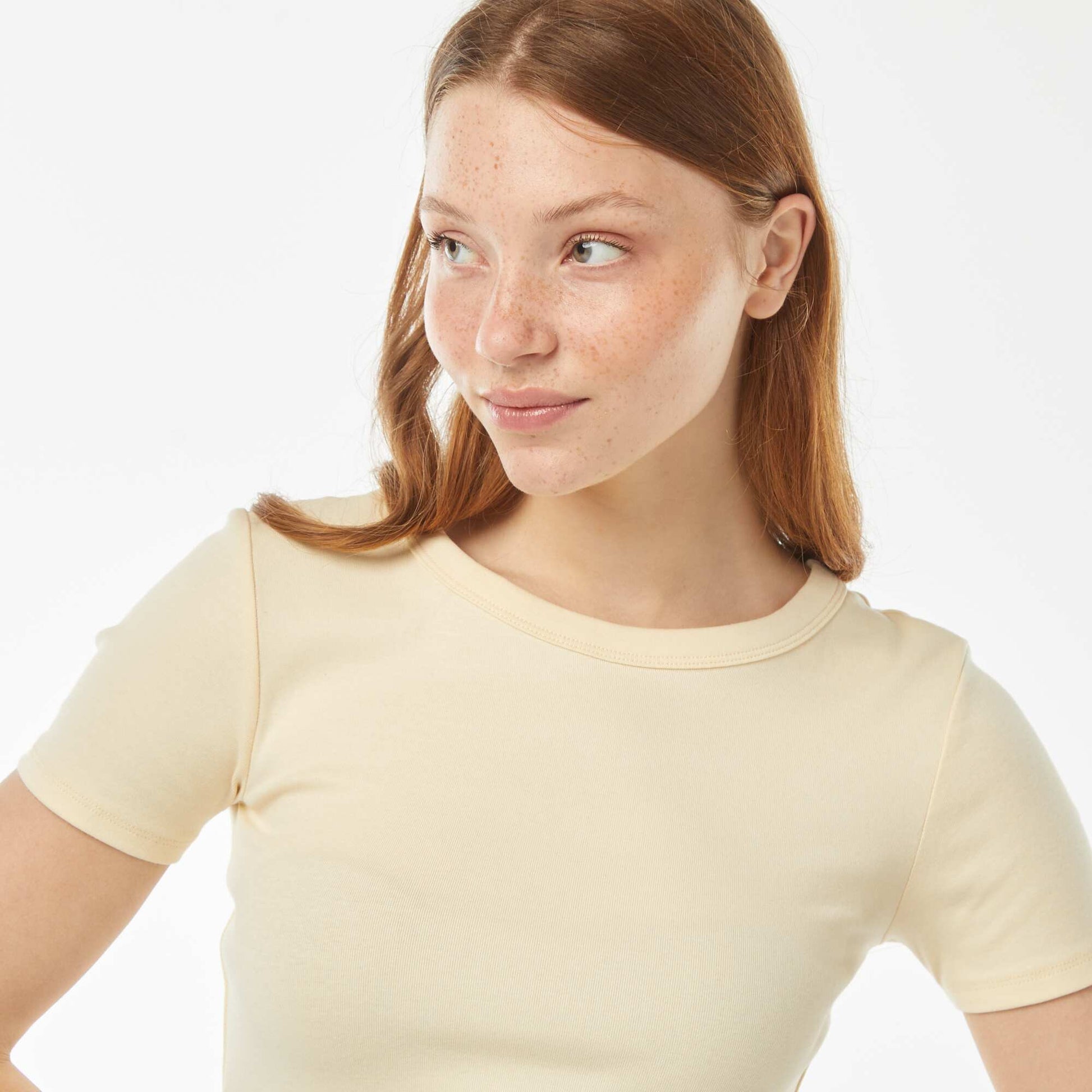 T-shirt cropped manches courtes BEIGE