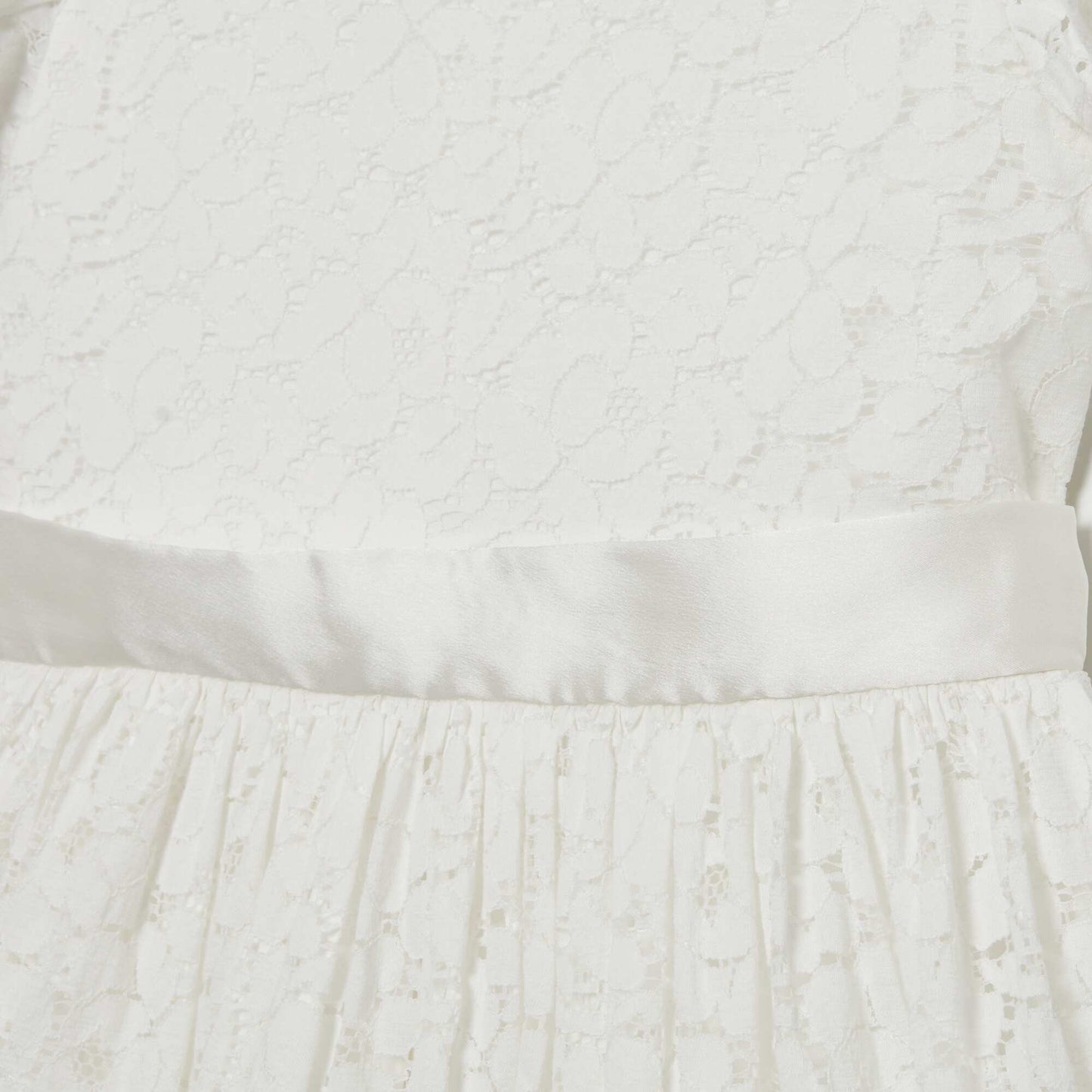 Robe en dentelle de cérémonie blanc