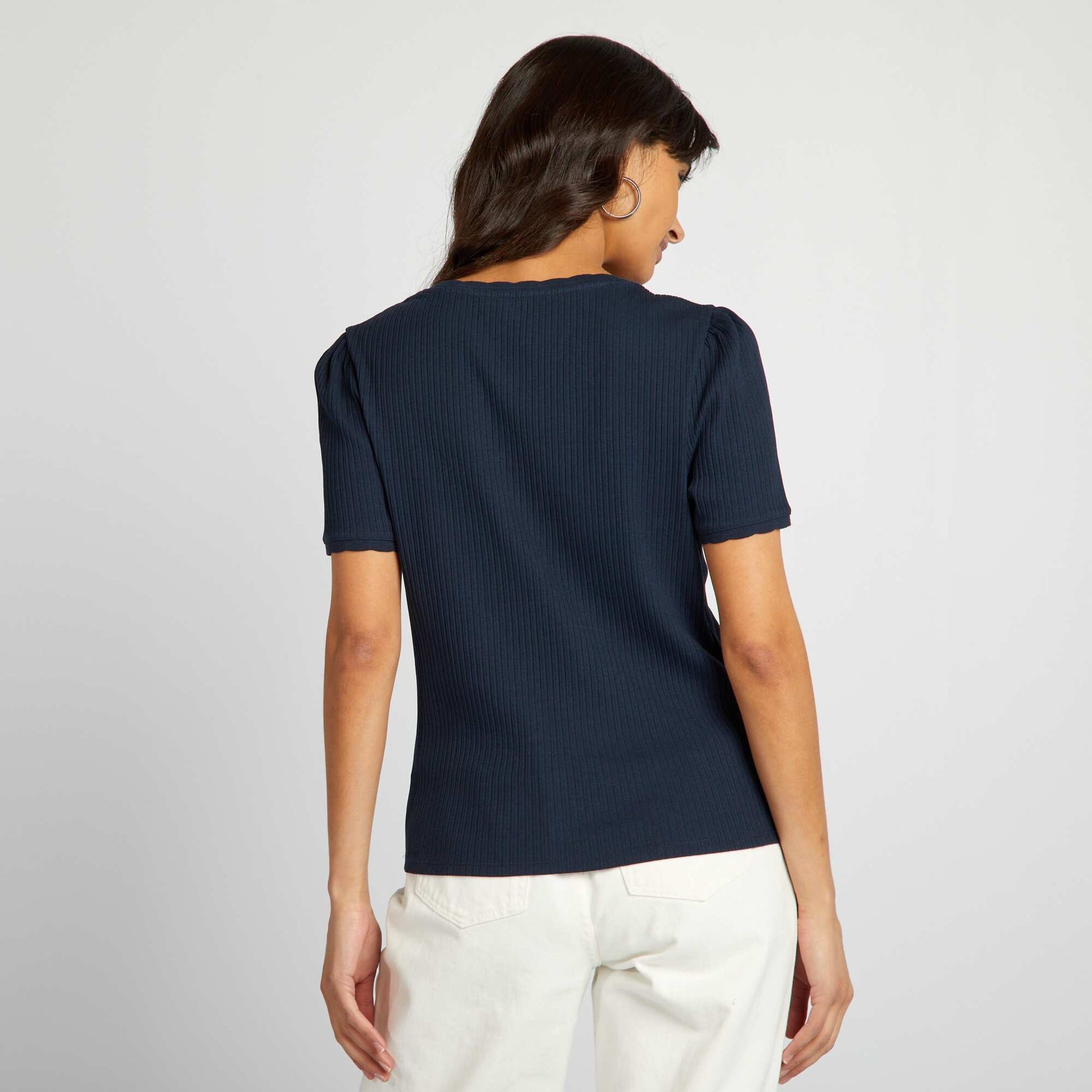 T-shirt c tel col plongeant bleu marine