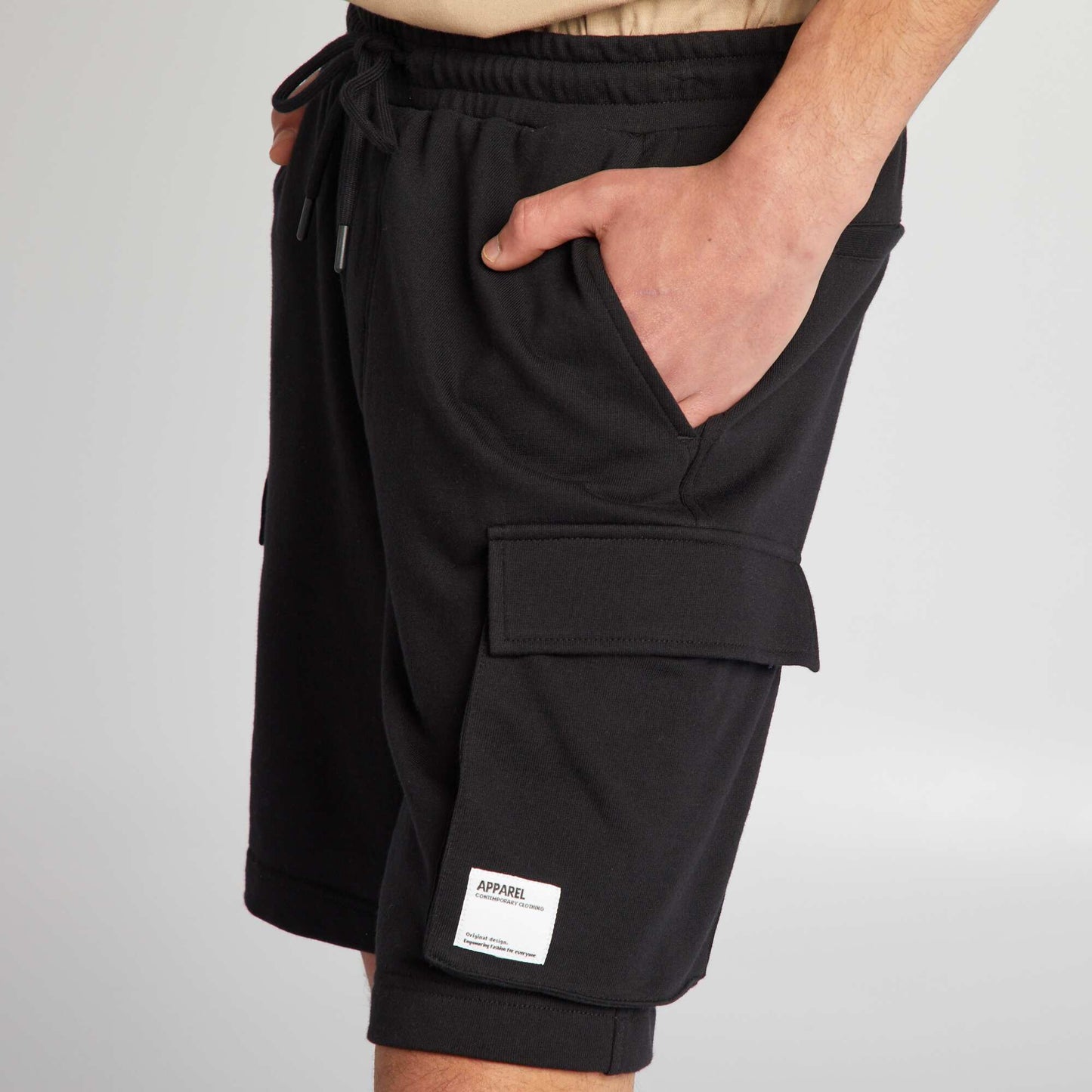 Short en coton multipoche noir