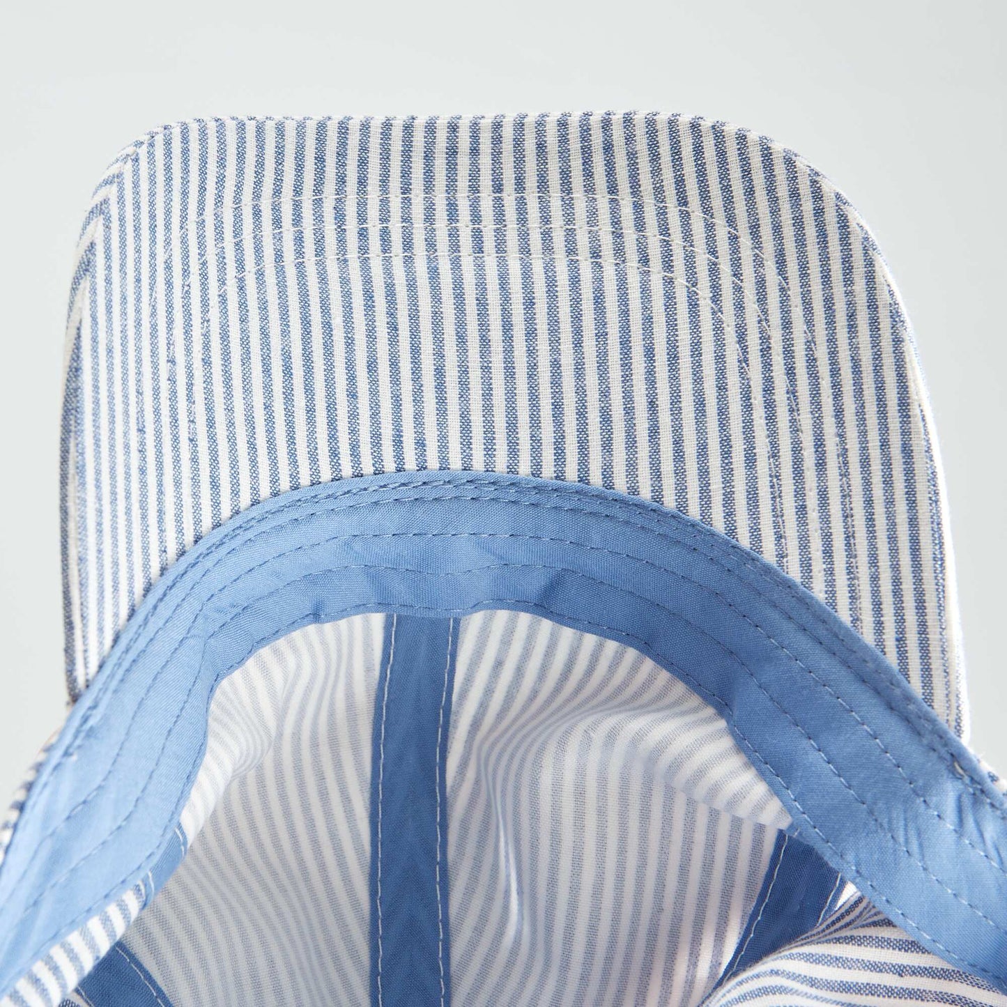 Casquette en toile ray e Bleu