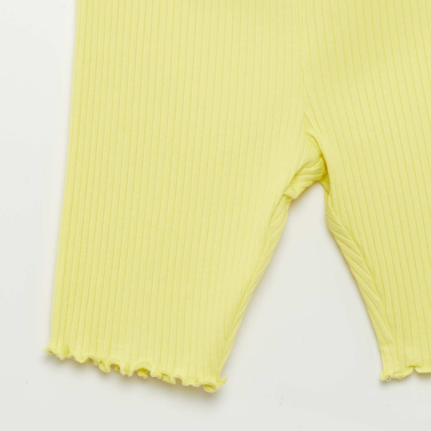 Short cycliste c tel jaune